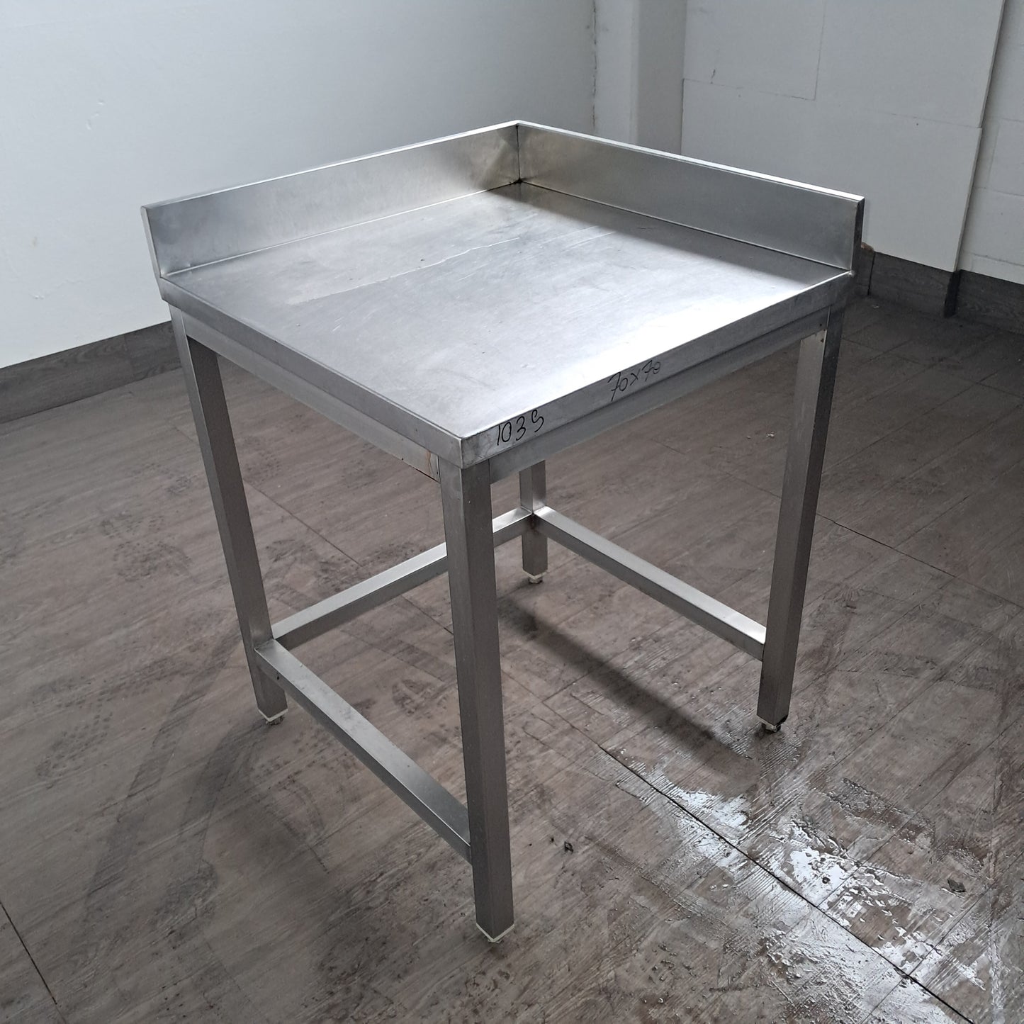 Tavolo in acciaio aisi 304 usato misure L 70 P 70 Alto 85 Attrezzatura da ristorazione usata Sd Service Store