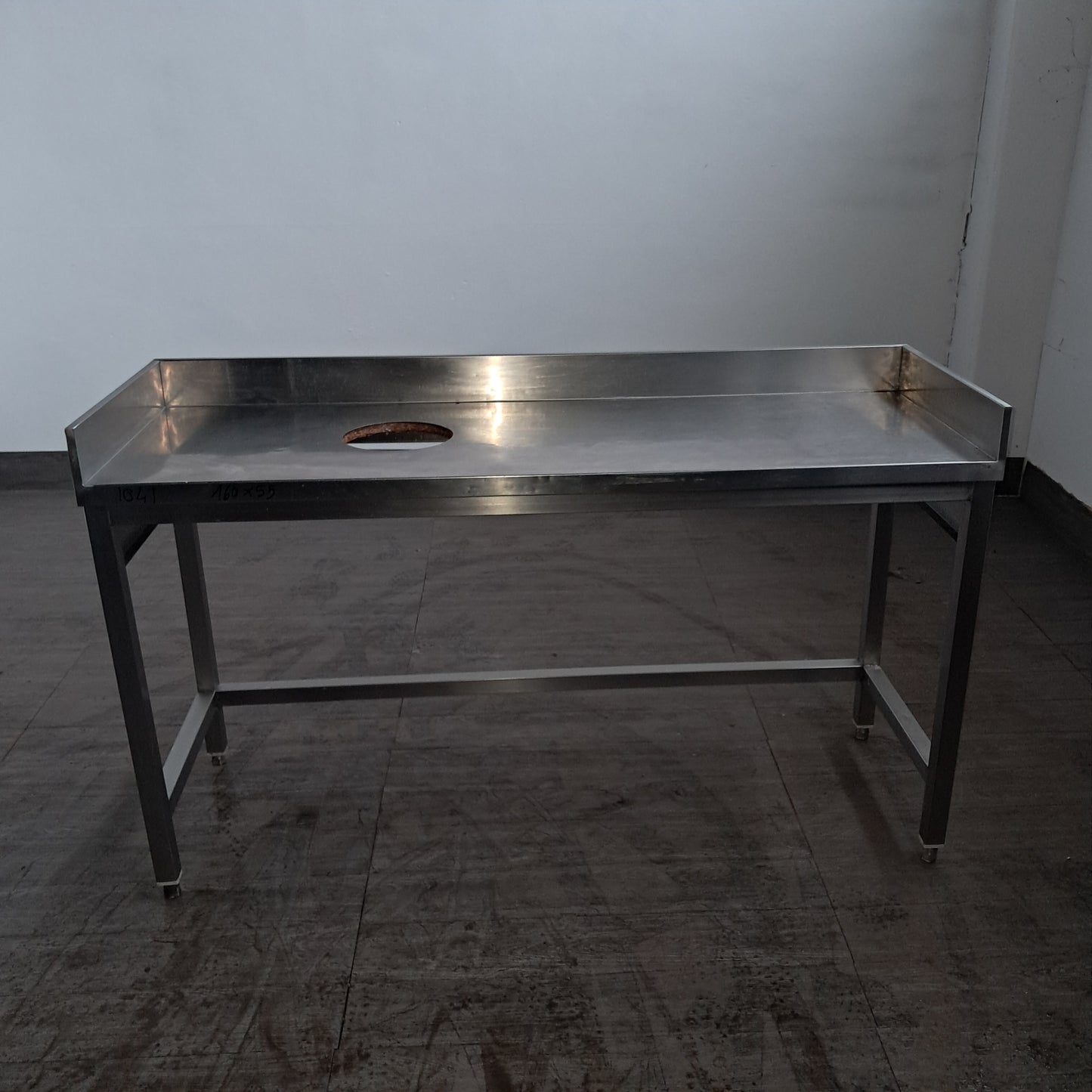 Tavolo in acciaio aisi 304 usato con foro per sbarazzo misure L 160 P 55 Alto 85 Attrezzatura da ristorazione usata Sd Service Store
