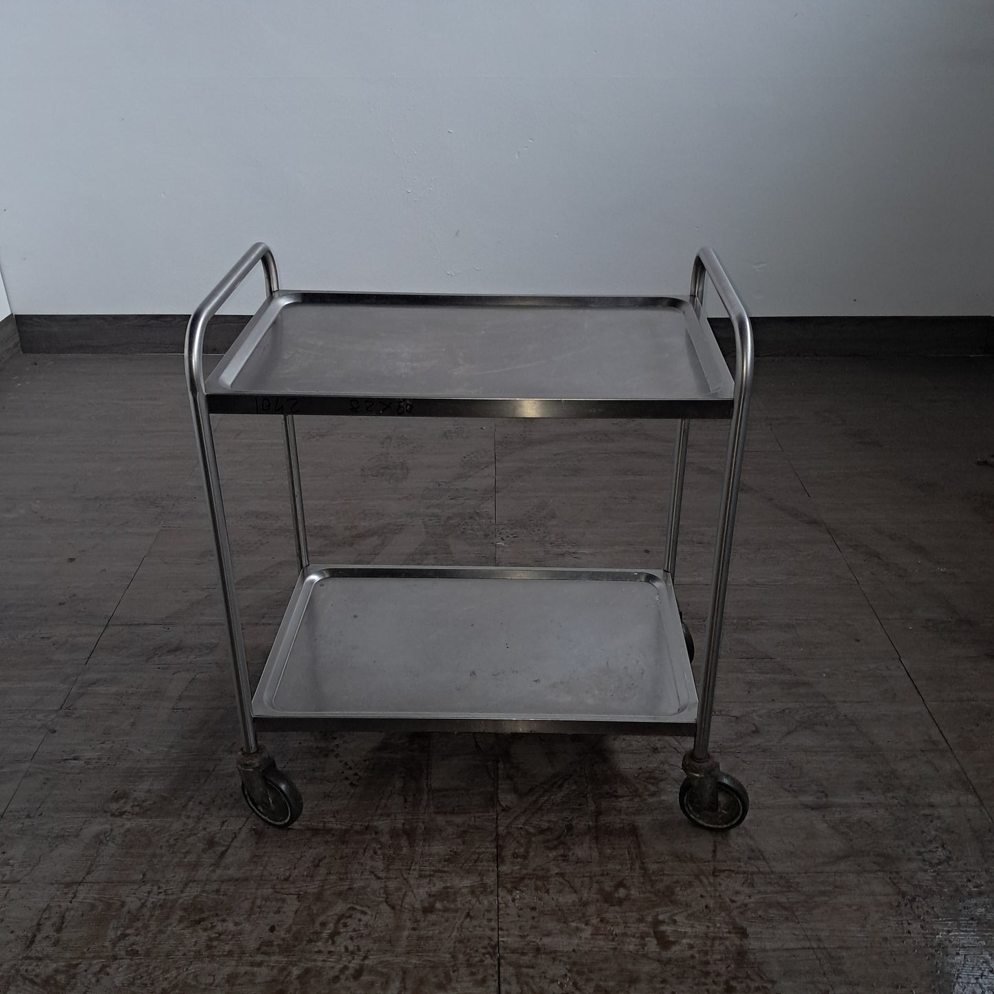 Carrello per il servizio usato in acciaio inox aisi 304 misure L82 P 55 Alto 84 Attrezzatura da ristorazione usata Sd Service Store