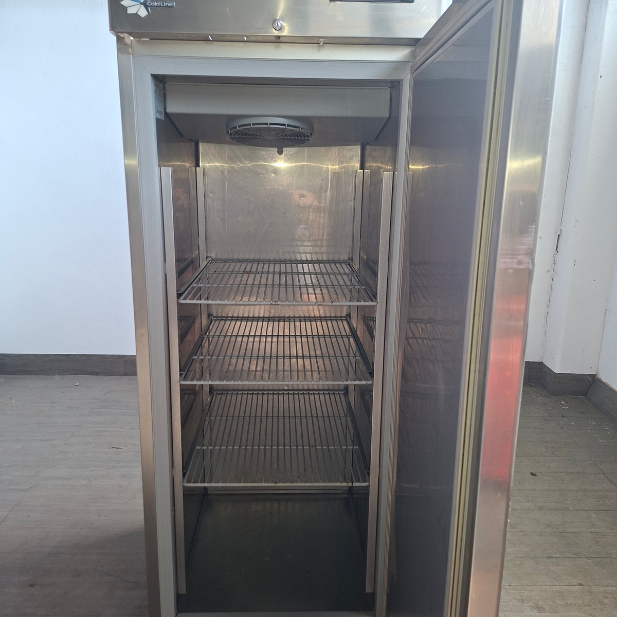 Frigorireto in acciaio per ristorante (700 LT) L 73 P 80 H 210