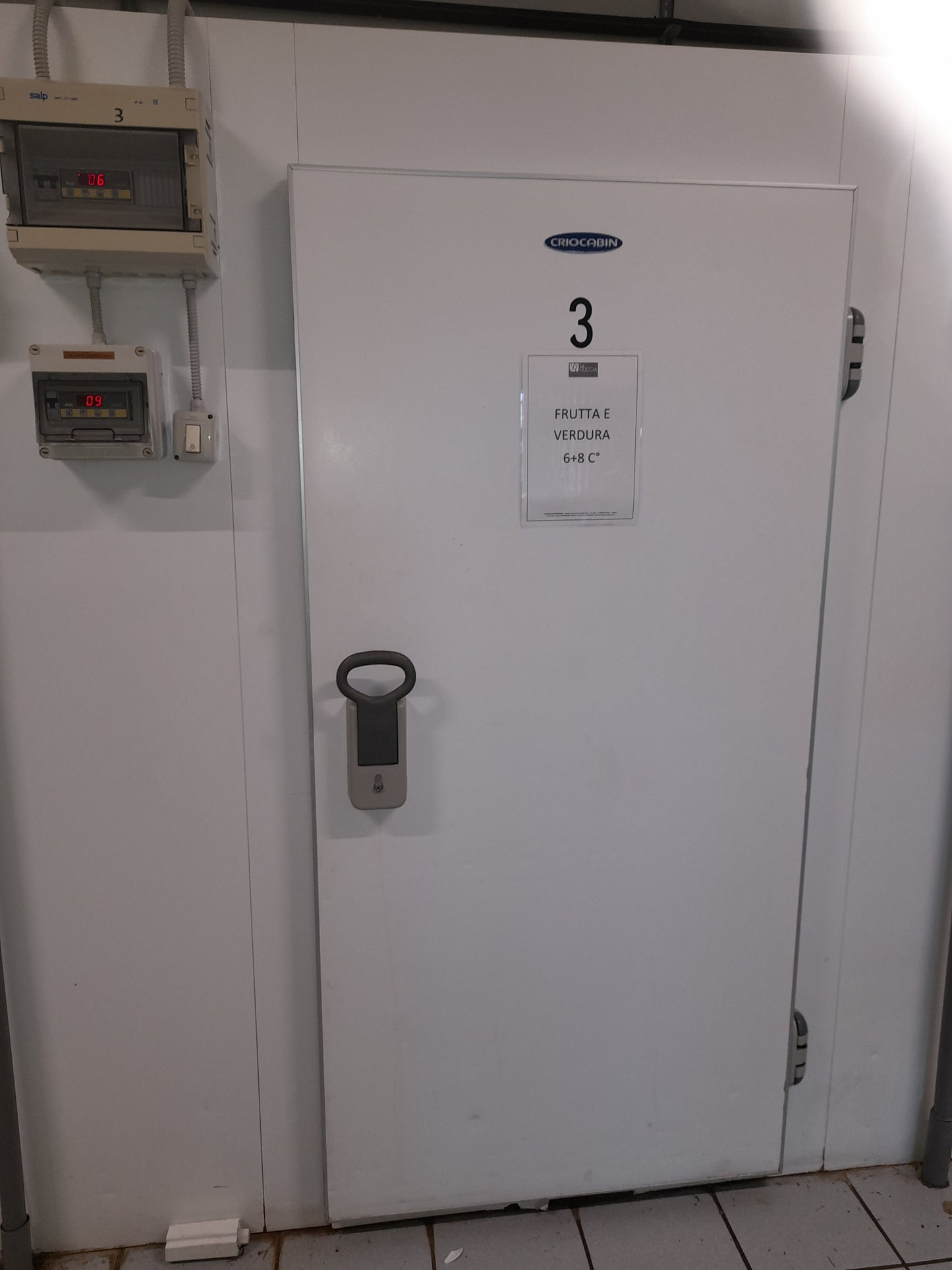 Cella frigorifera multipla usata (composta da 1 unità Negativa e 2 unità Positive) Non separabili (gas a norma , recuperato nel compressore) Attrezzatura da ristorazione usata Sd Service Store