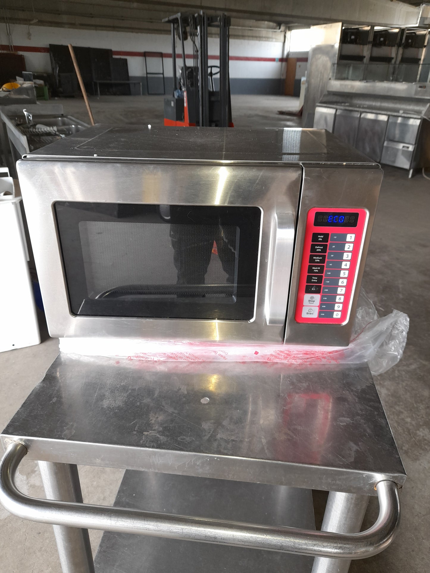 Forno a micronde professionale usato in acciaio aisi 304 (220 v) ( assorbimento 3 kw ) con scatola imballo Attrezzatura da ristorazione usata Sd Service Store