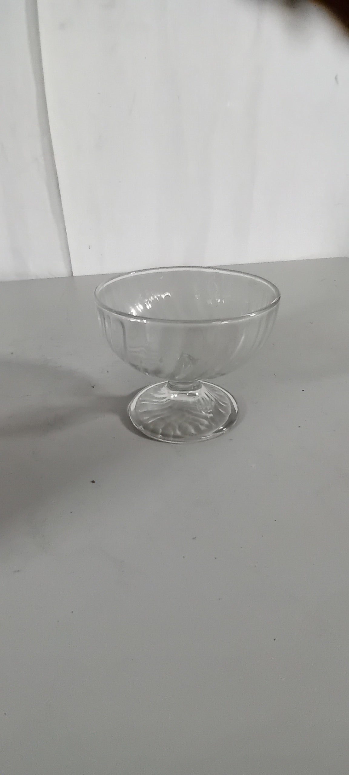 Bicchieri in vetro per gelato usati,per ristorante, servizio composto da 6pz. Attrezzatura da ristorazione usata Sd Service Store