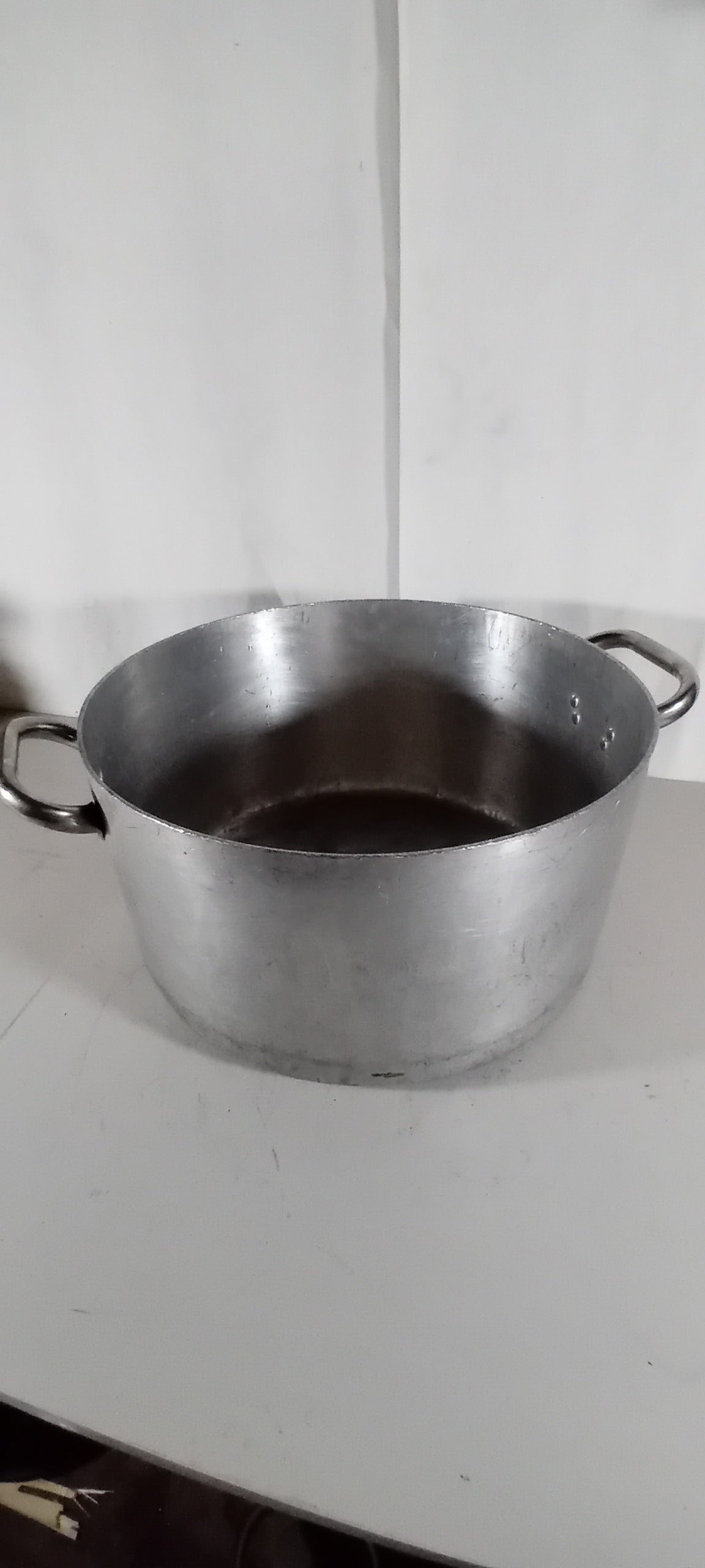 Pentola usata in alluminio con manici diametro 40cm Attrezzatura da ristorazione usata Sd Service Store