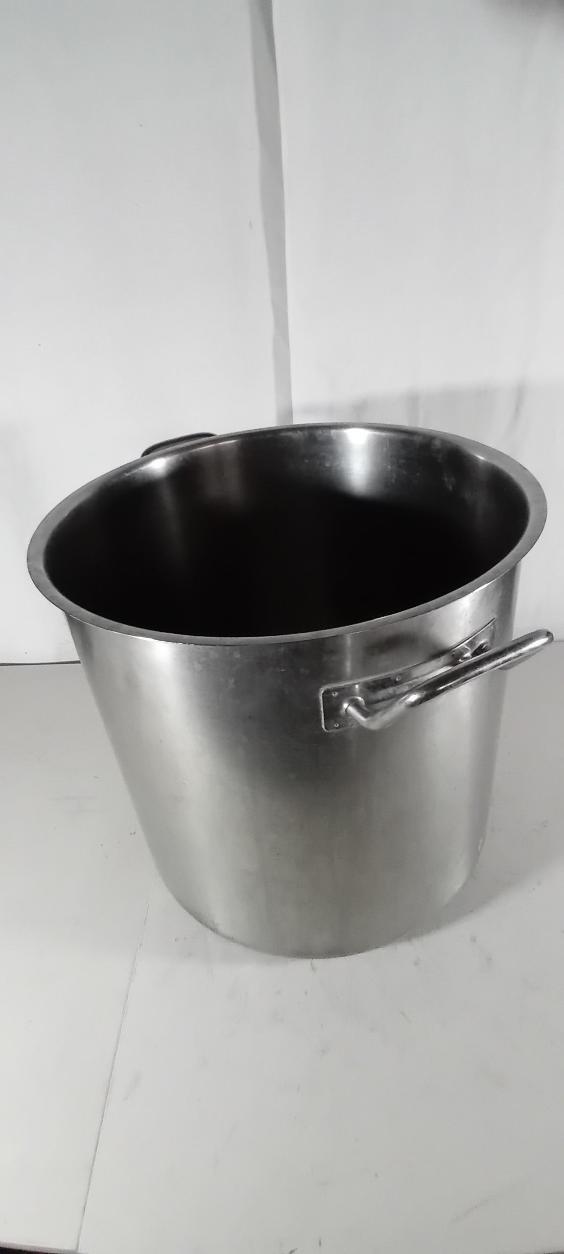 Pentola usata in acciaio induzione diametro 37cm Attrezzatura da ristorazione usata Sd Service Store