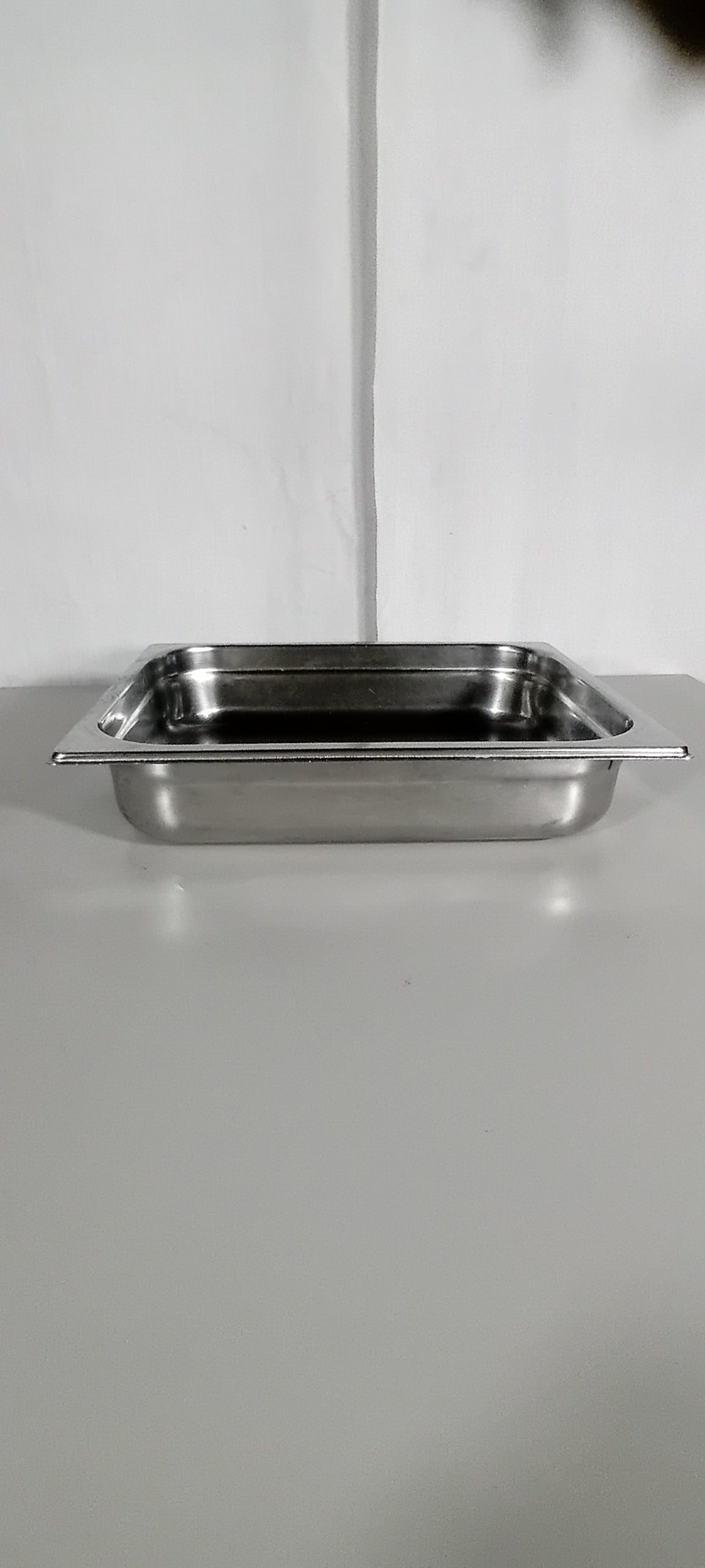 Teglia gastronorm GN 1/2, 32×26 cm; spessore 6 cm, usata per la ristorazione Ristorazione Sd Service Store