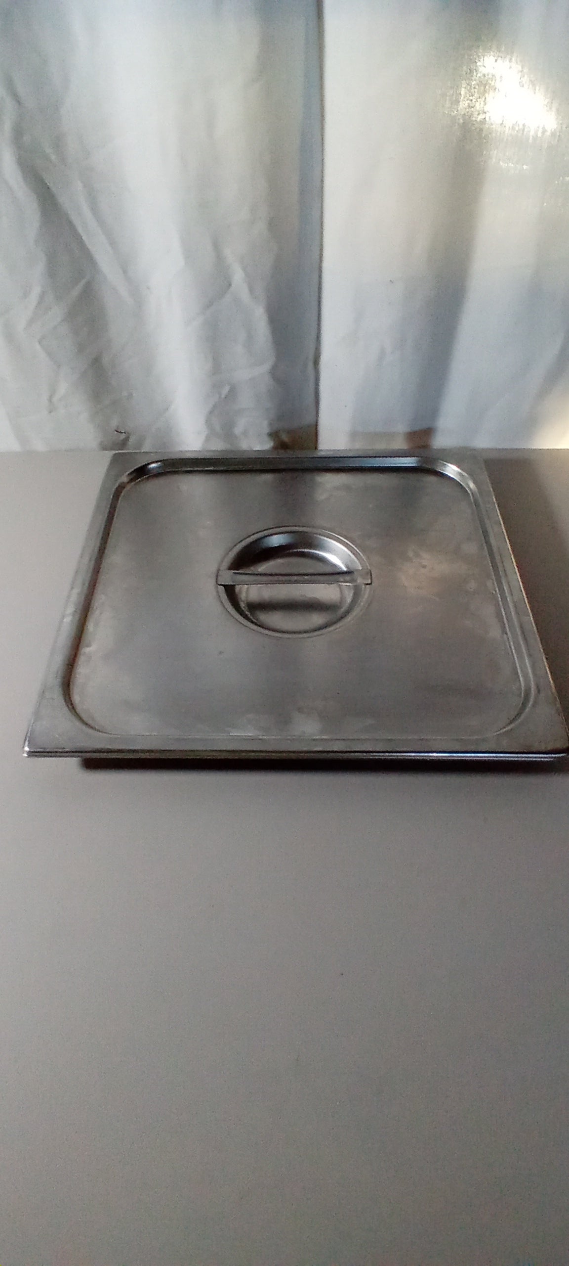 Coperchio per contenitore gastronorm GN 1/1, 35,5×33 cm, usato per la ristorazione Attrezzatura da ristorazione usata Sd Service Store