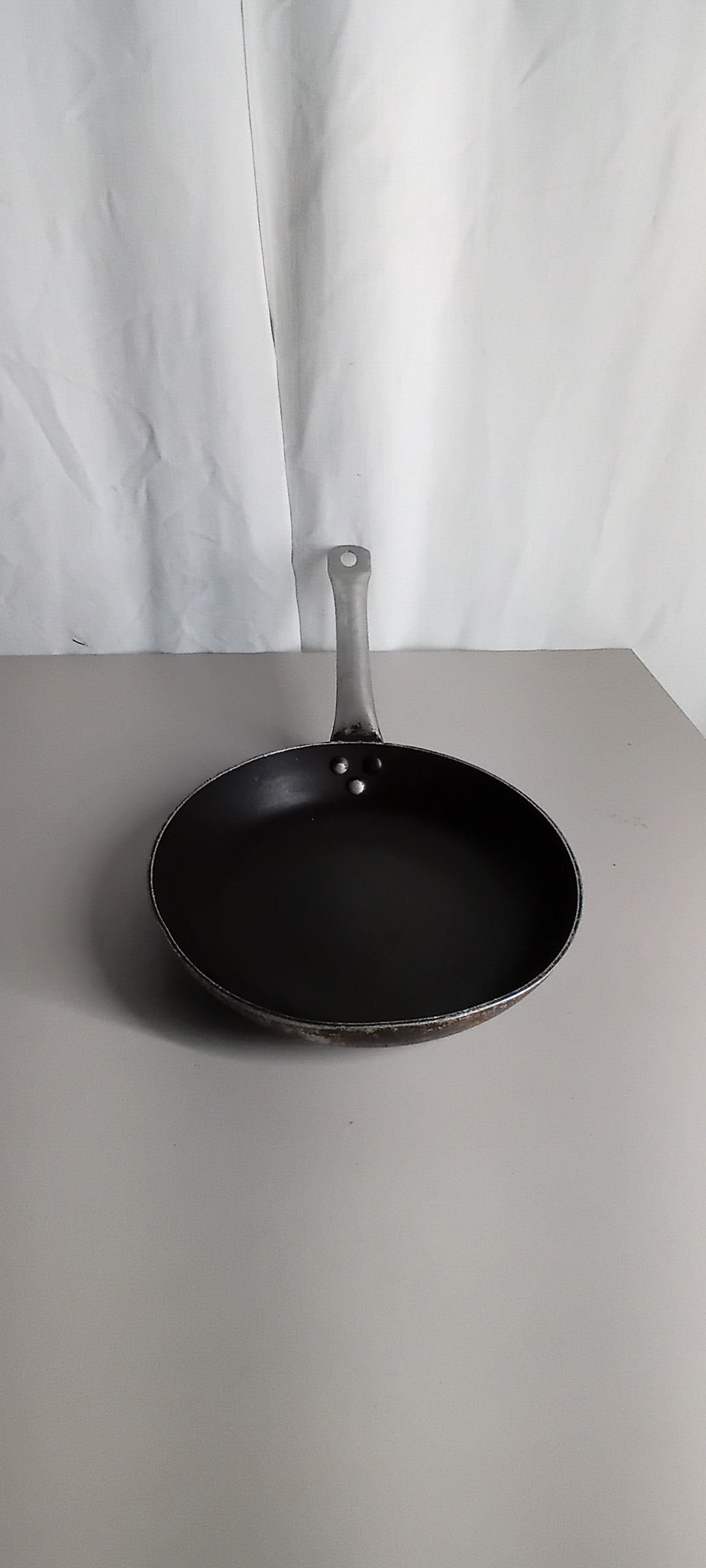 Padella in alluminio usata diametro 24cm Attrezzatura da ristorazione usata Sd Service Store