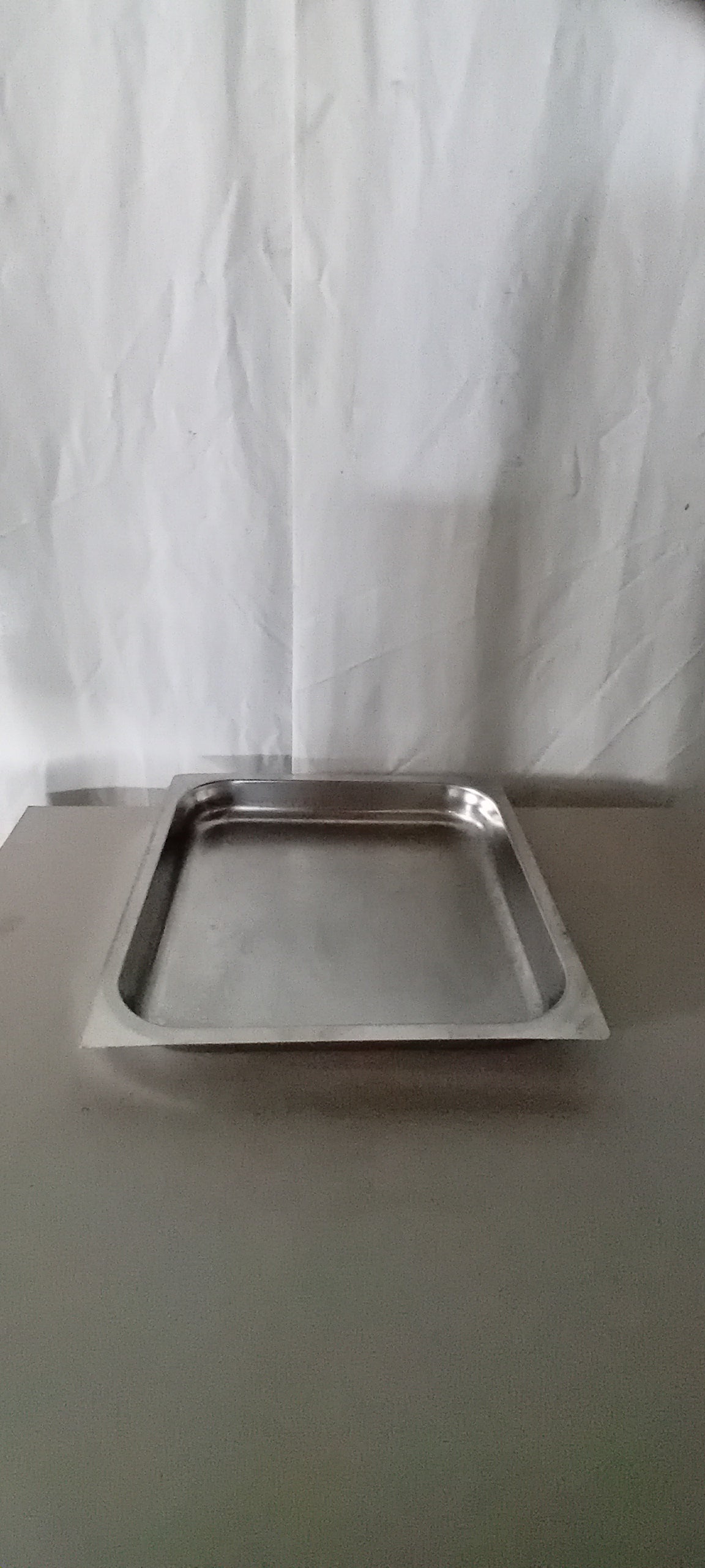 Teglia gastronorm usata 35x33cm altezza 4cm Attrezzatura da ristorazione usata Sd Service Store