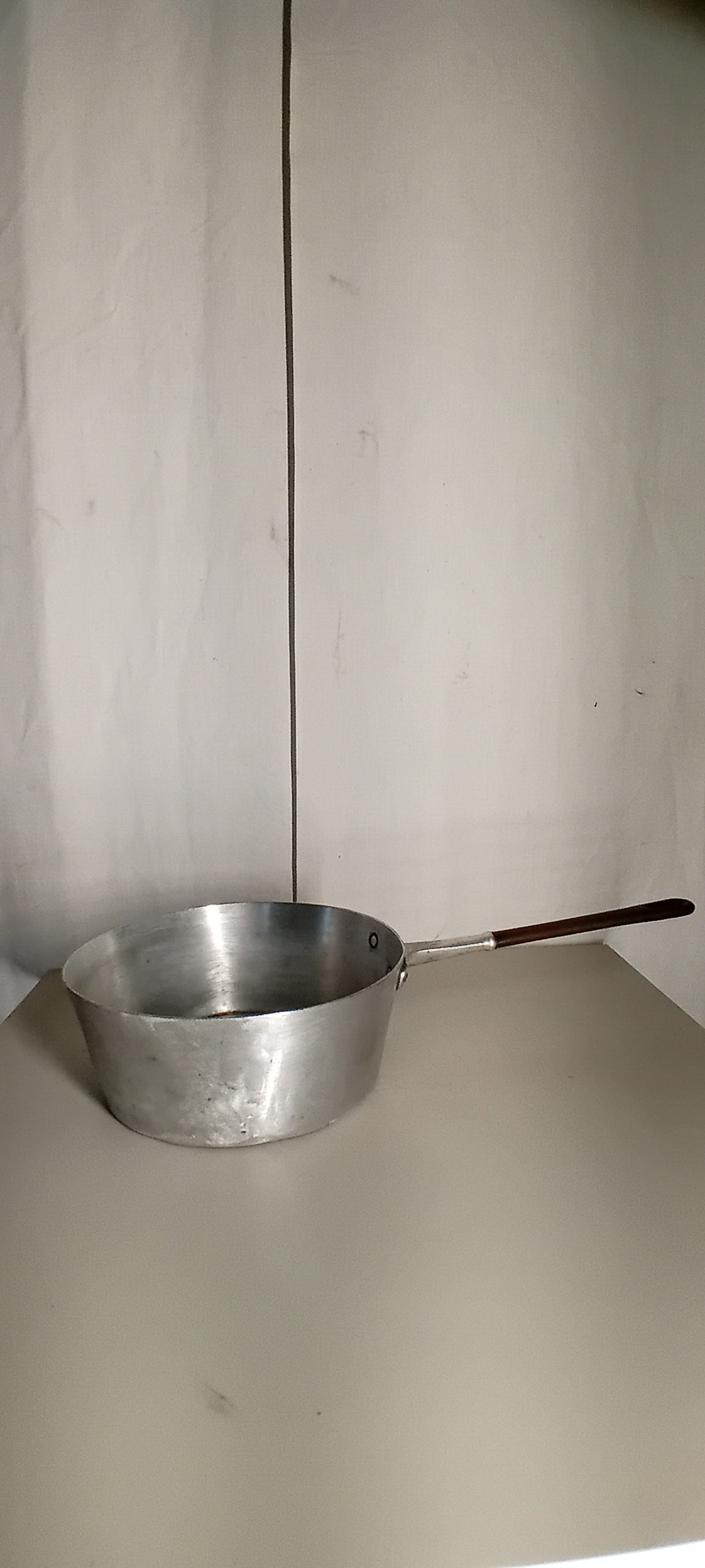 Padella usata in alluminio con manico diametro 28cm Attrezzatura da ristorazione usata Sd Service Store