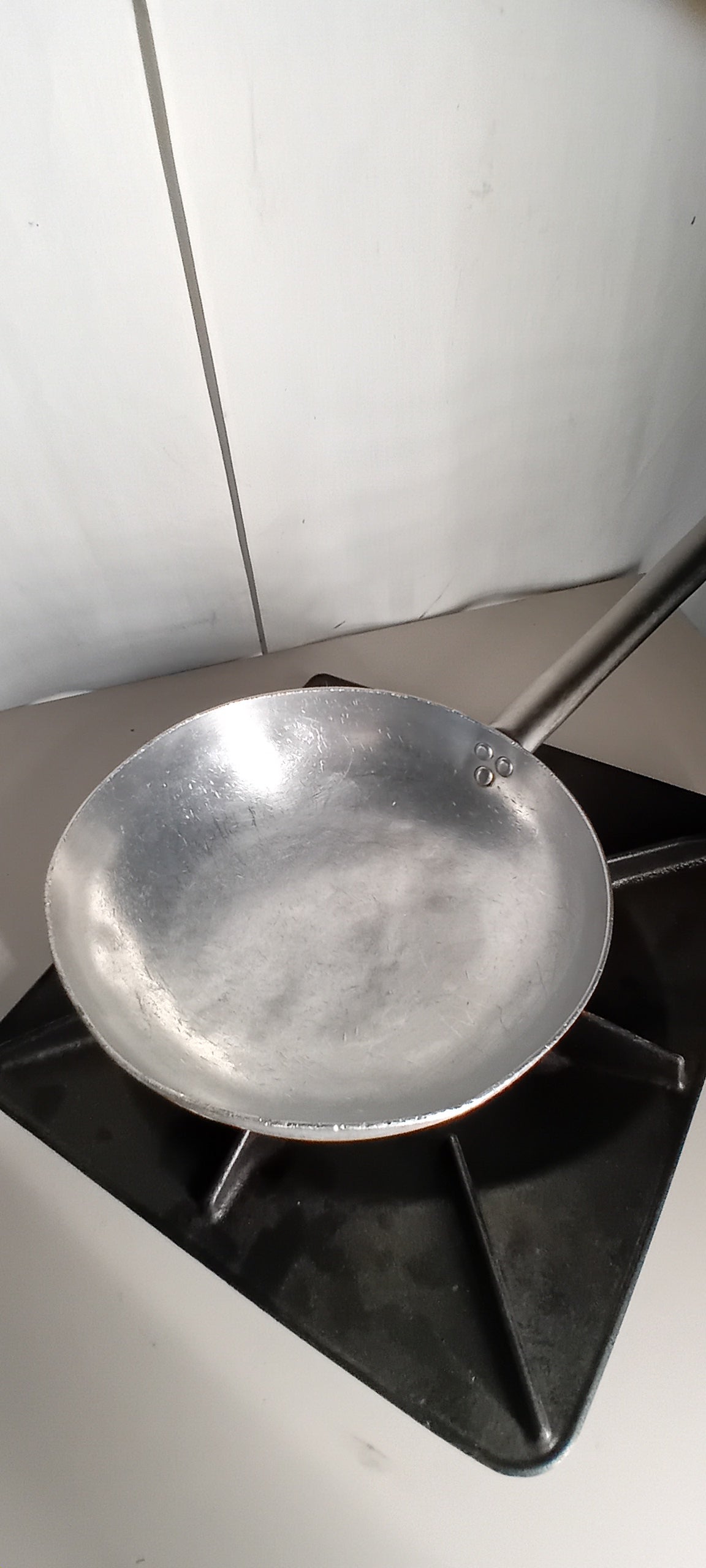 Padella usata in alluminio diametro 27cm Attrezzatura da ristorazione usata Sd Service Store