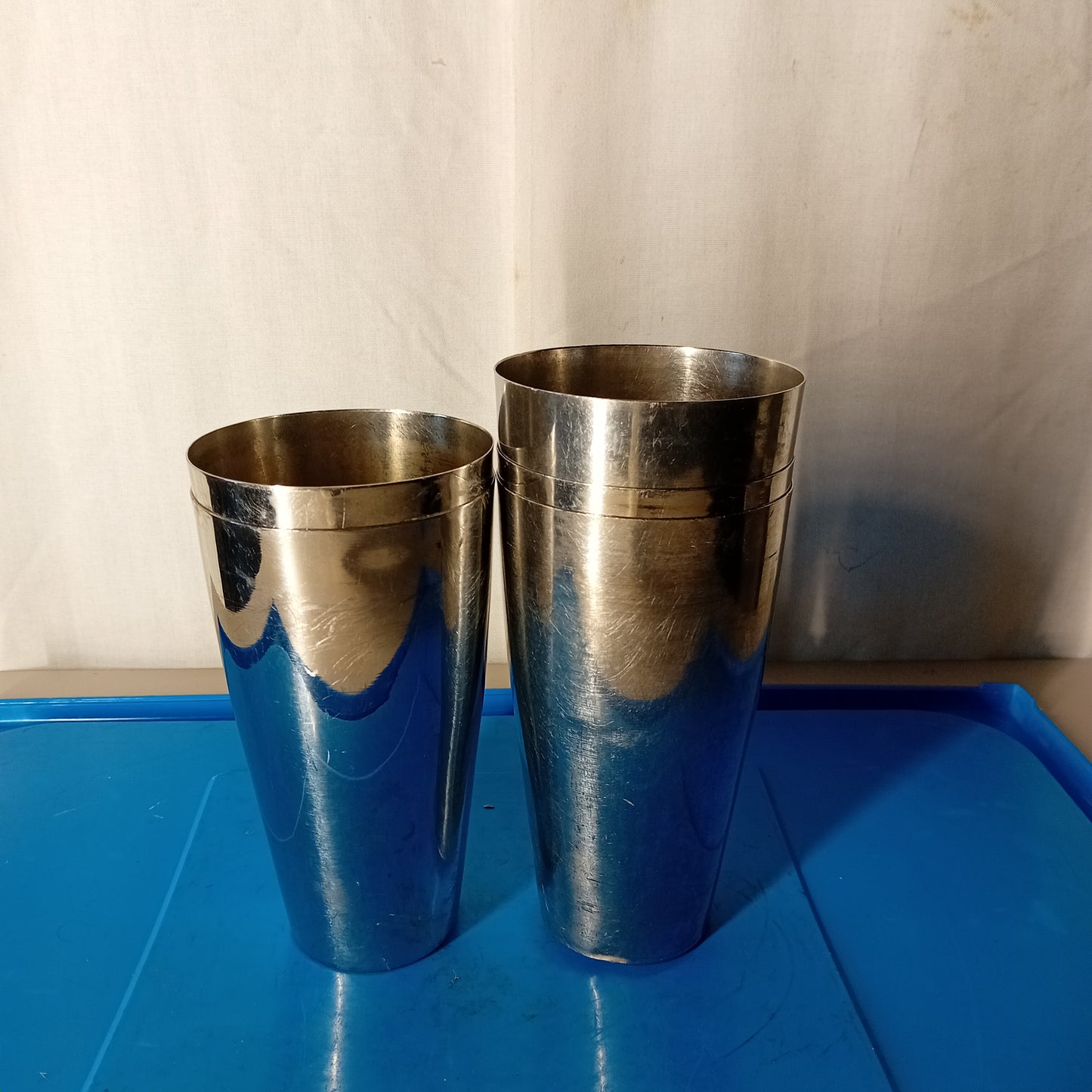 Shaker in acciaio , 1 altezza 18cm,1 altezza 20cm Sd Service Store