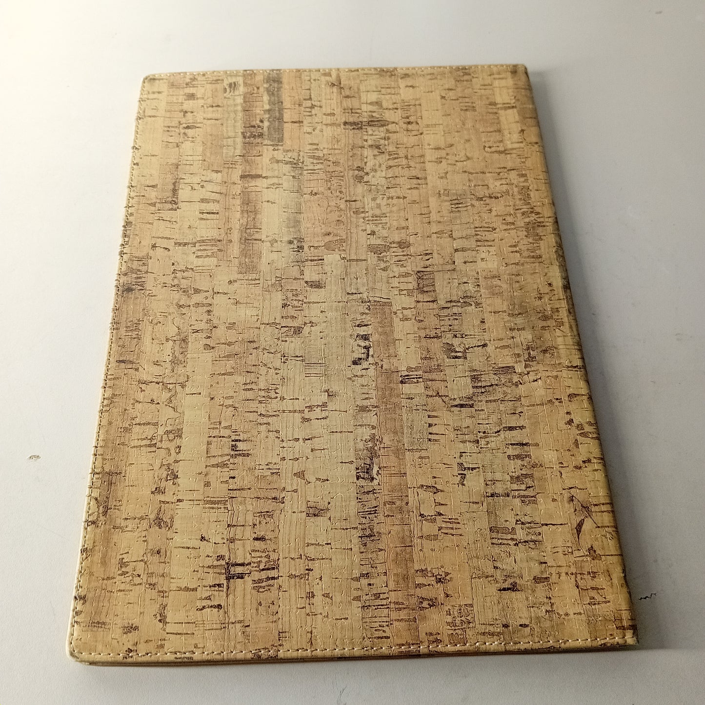 Porta menu' usato con copertina rigida in sughero, formato A4, 2 tasche interne Sd Service Store