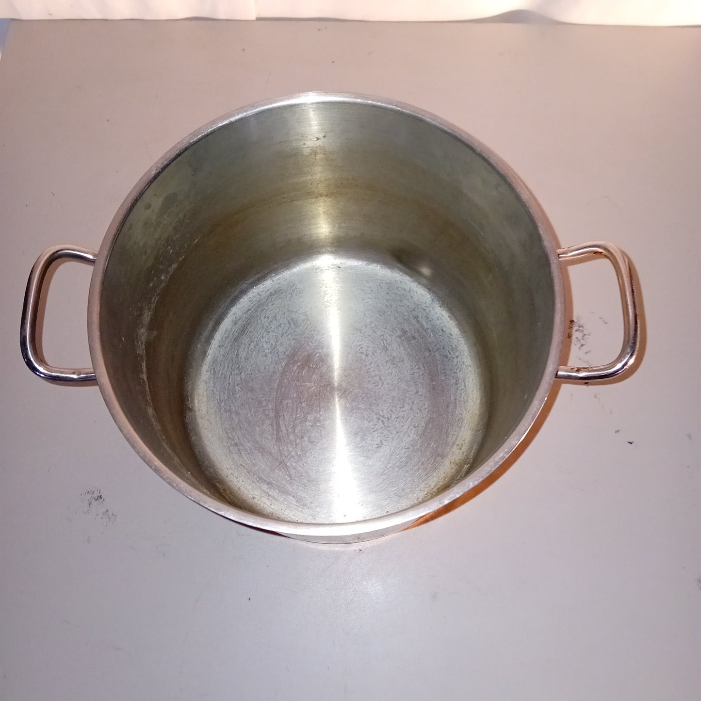 Pentola usata in acciaio inox per induzione con manici, diametro 25cm altezza 20cm Attrezzatura da ristorazione usata Sd Service Store
