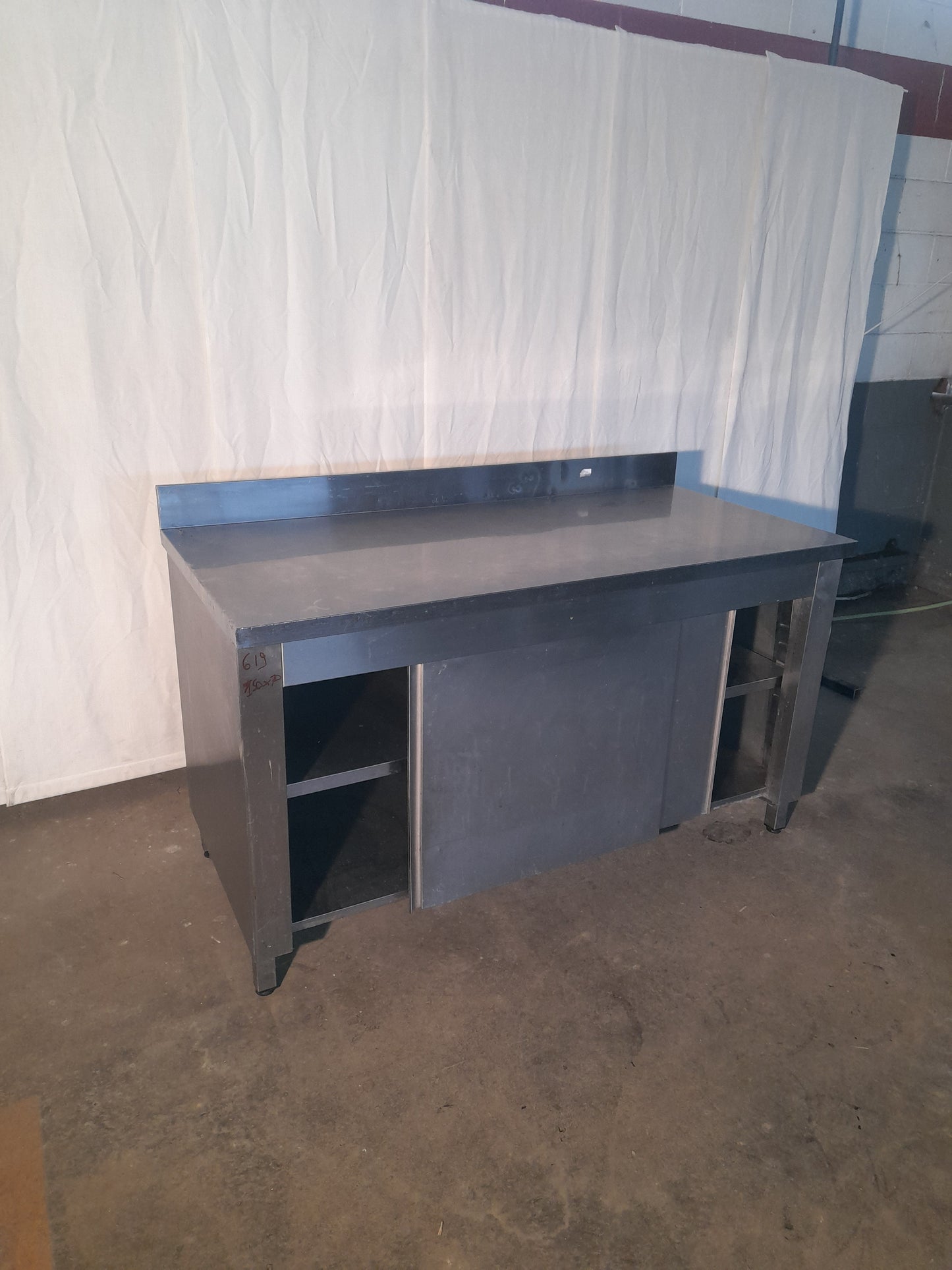 Banco usato in acciaio aisi 304 con 2 sportelli misure L 150 P 70 Alto 85 Attrezzatura da ristorazione usata Sd Service Store