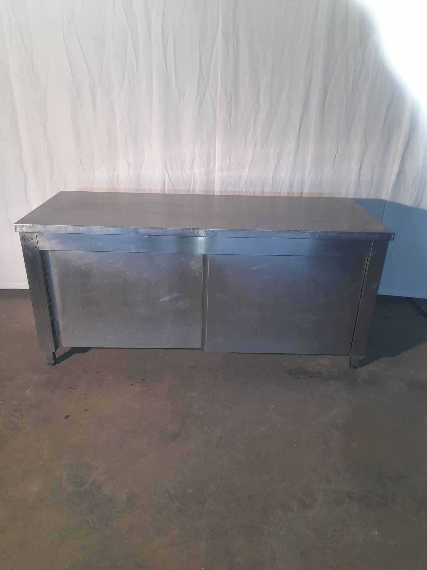 Banco usato in acciaio aisi 304 con 2 sportelli misure L 180 P 70 Alto 85 Attrezzatura da ristorazione usata Sd Service Store