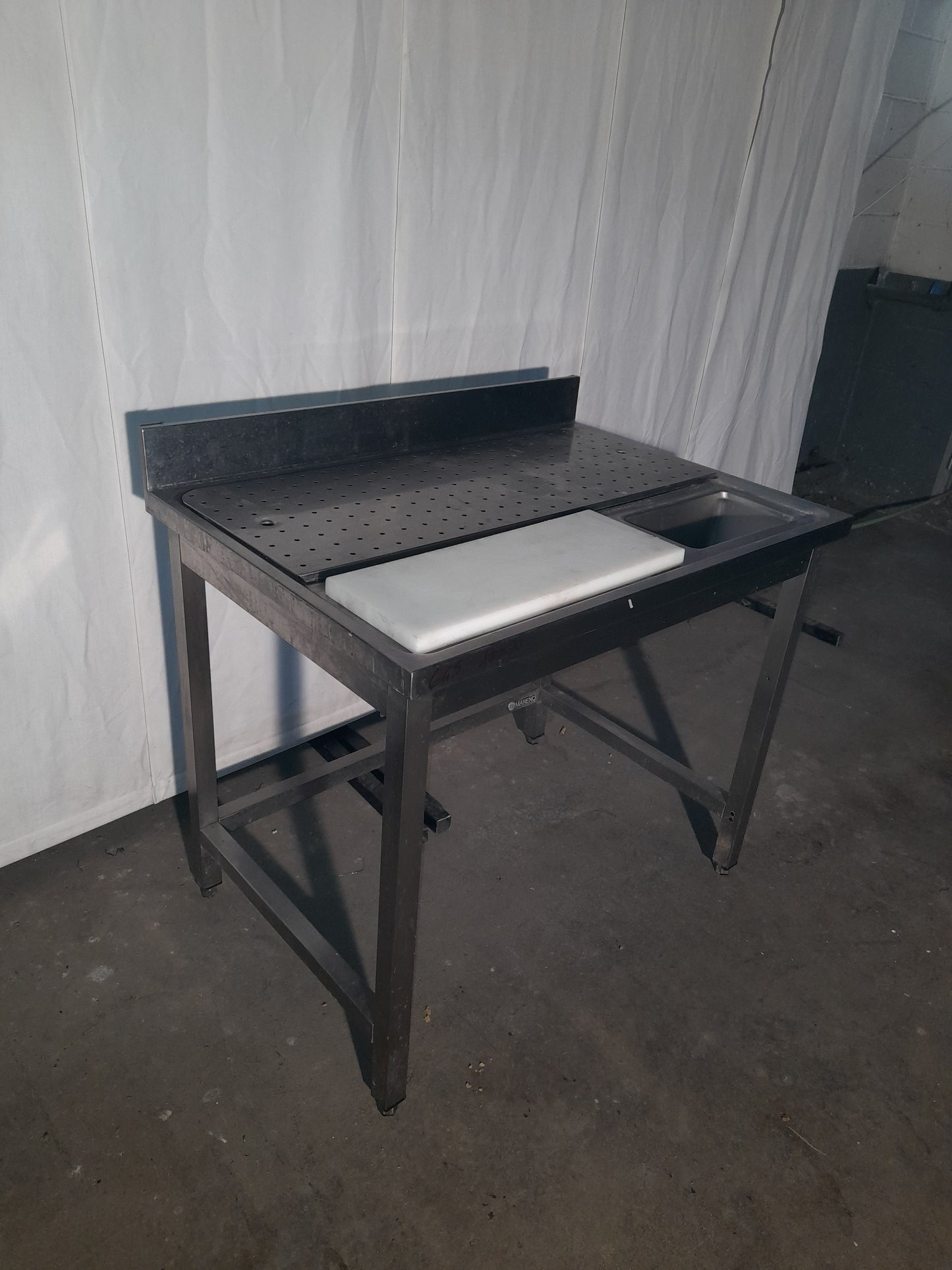 Tavolo in acciaio aisi 304 usato con foro per sbarazzo misure L 100 P 70 Alto 85 Attrezzatura da ristorazione usata Sd Service Store
