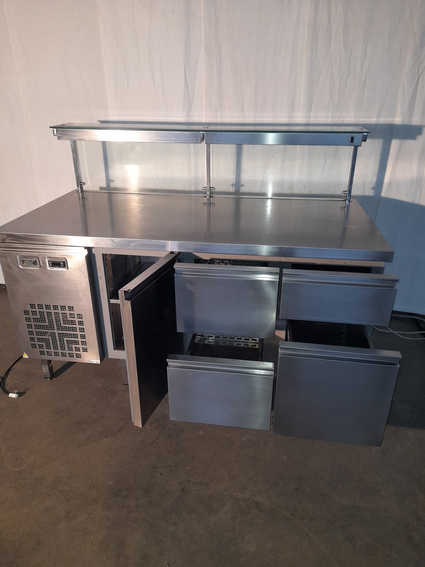 Banco espositore refrigerato usato con vetri (4 cassetti e 1 sportello) (misure nelle foto) Attrezzatura da ristorazione usata Sd Service Store