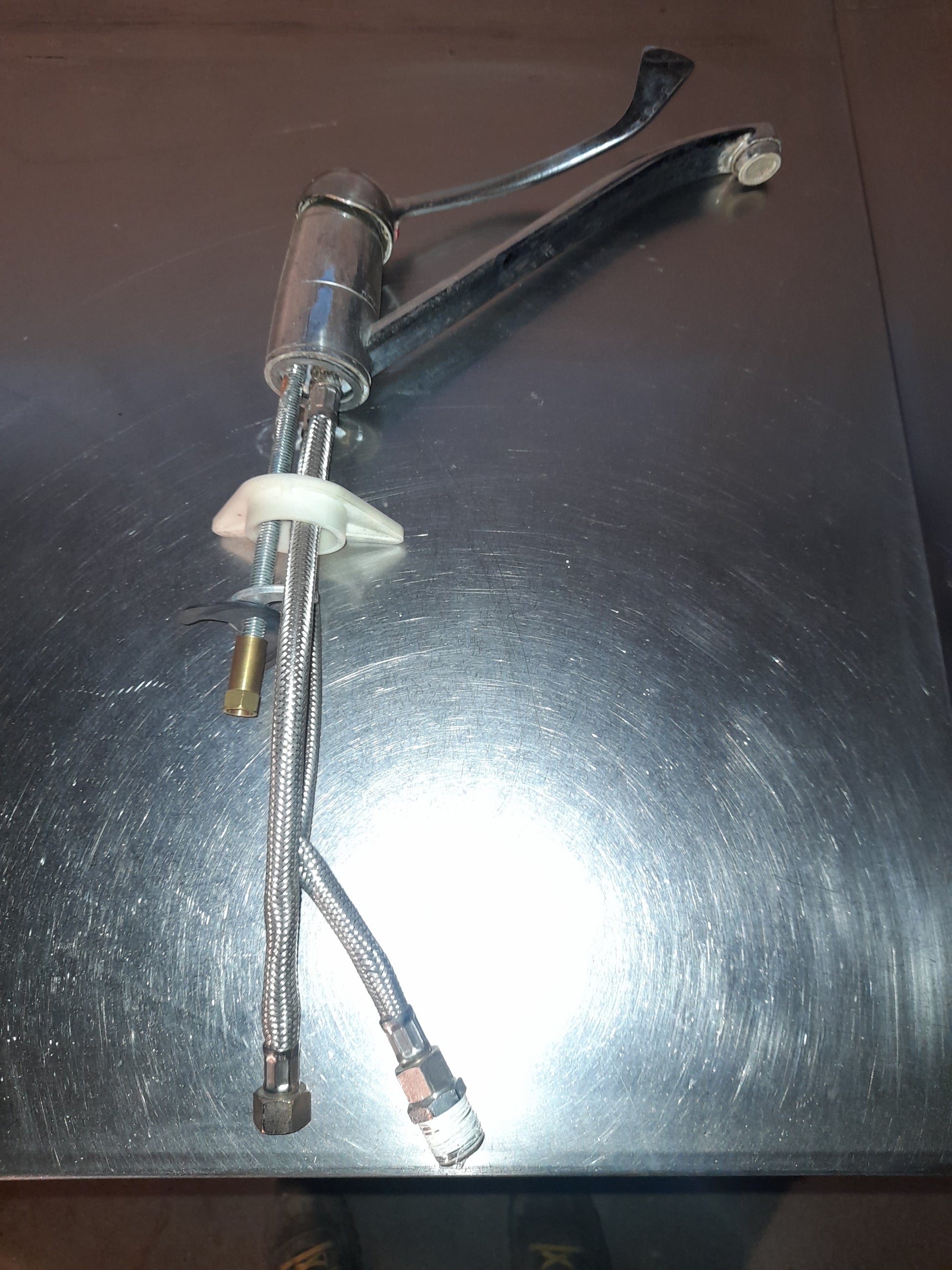 Bancone bar con retrobanco usato (lunghezza del banco bar con marmo 340 cm)  (misure retrobanco in foto) Attrezzatura da ristorazione usata Sd Service Store