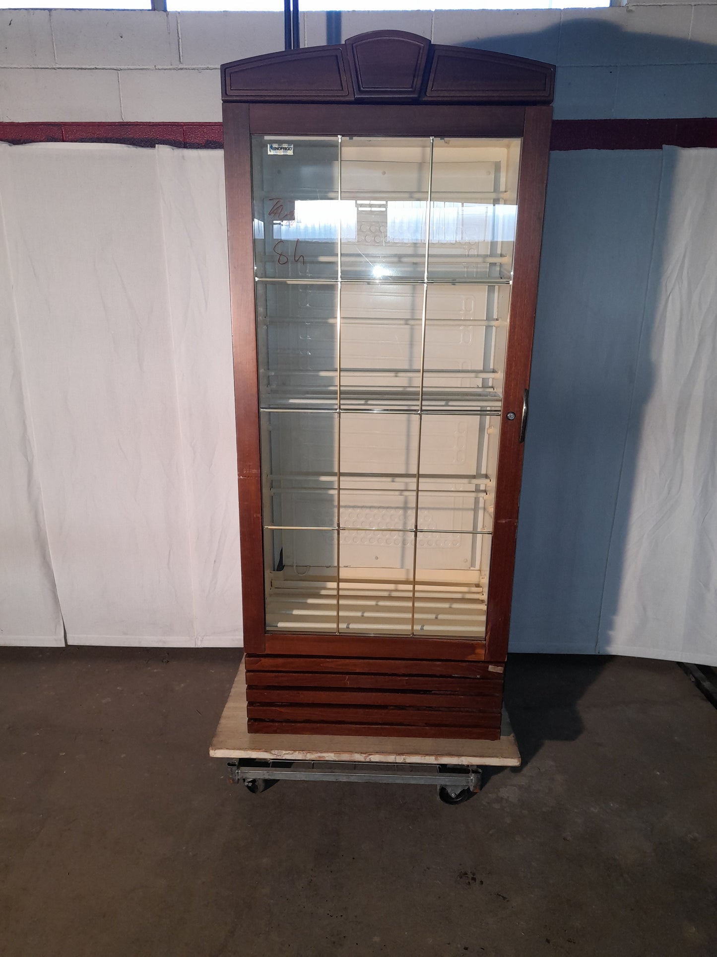 Frigorifero vetrina vini in legno usata misure L 82 P 45 Alto 195 Attrezzatura da ristorazione usata Sd Service Store