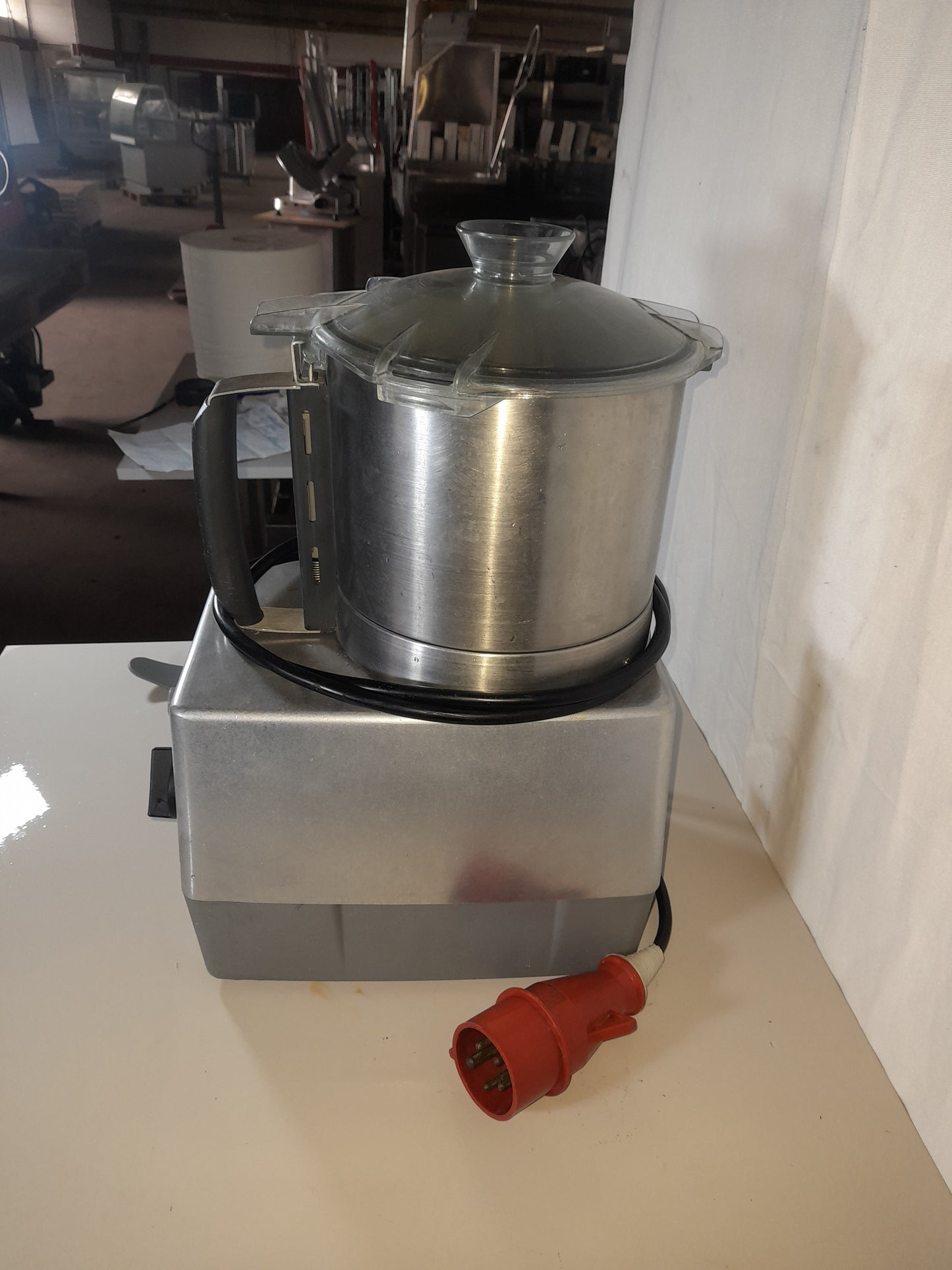 Cutter robot 4 kg usato (corrente 380 v) Attrezzatura da ristorazione usata Sd Service Store