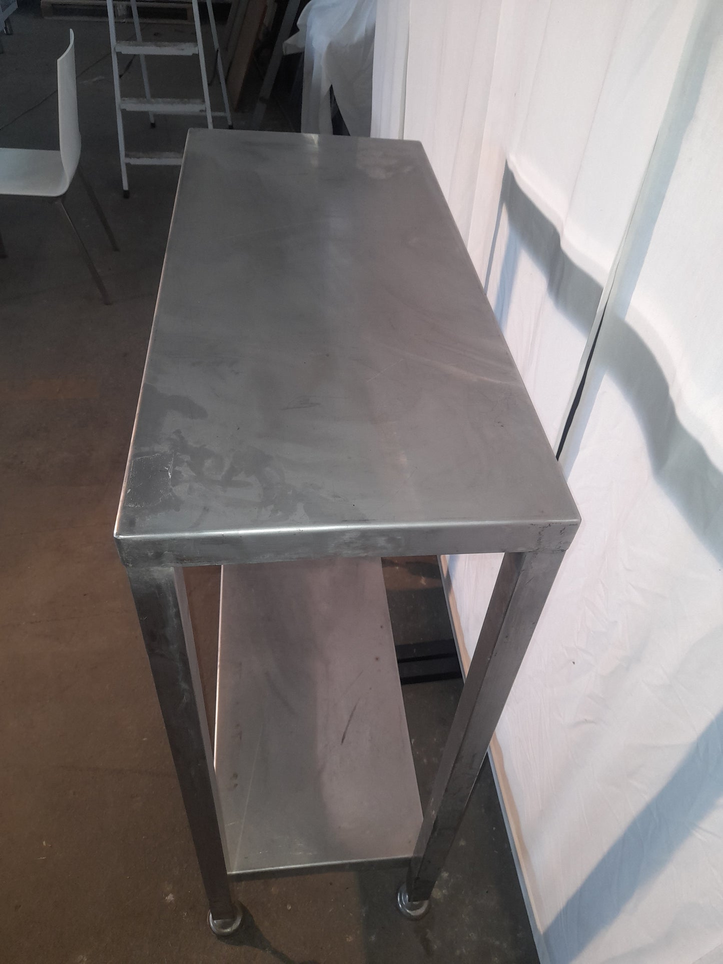 Tavolo usato in acciaio inox aisi 304 misure L 90 P 40 Alto 114 Attrezzatura da ristorazione usata Sd Service Store