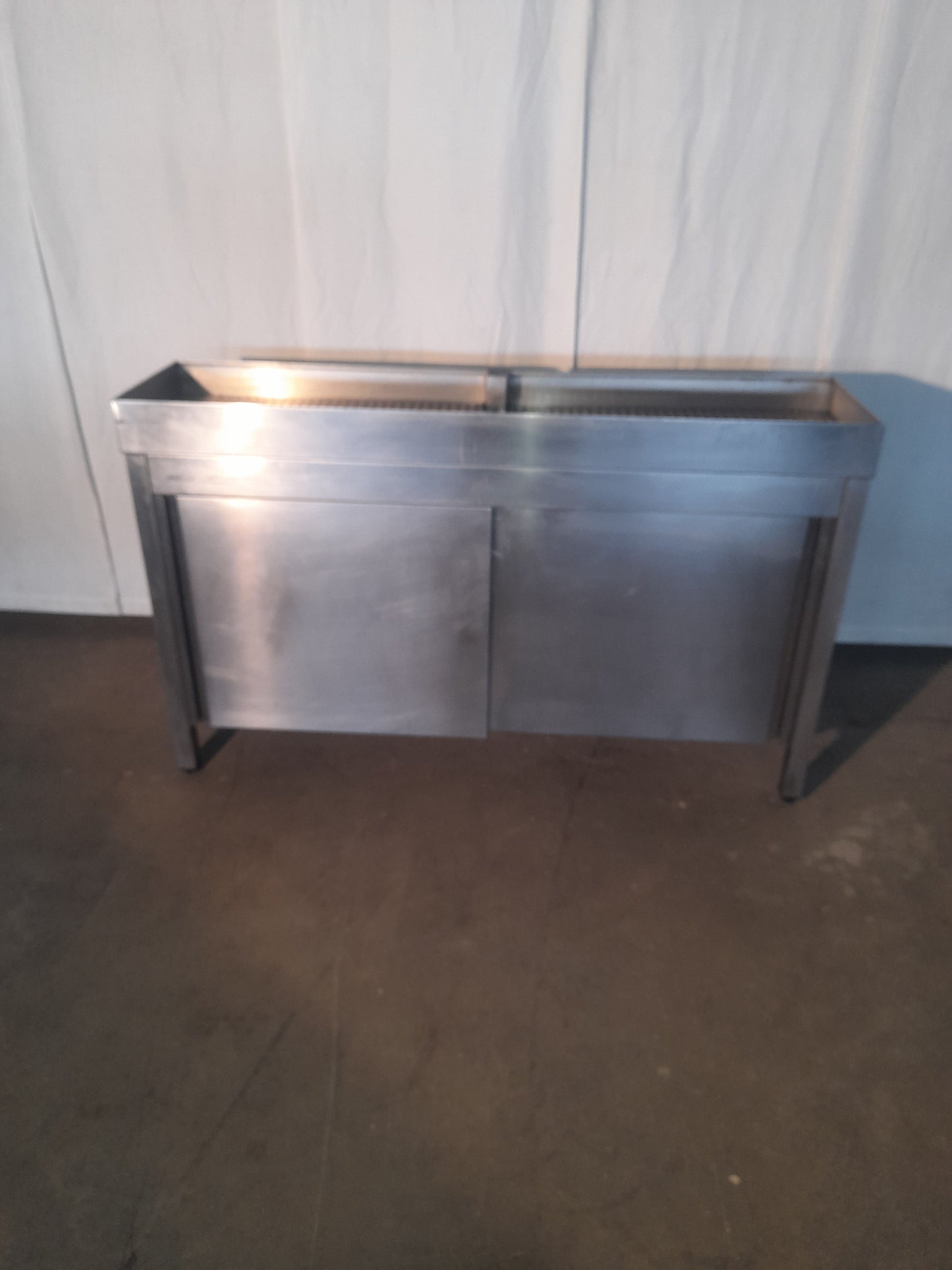 Banco scolabicchieri usato in acciaio aisi 304 usato misure L 61 P 61 Alto 90 Attrezzatura da ristorazione usata Sd Service Store