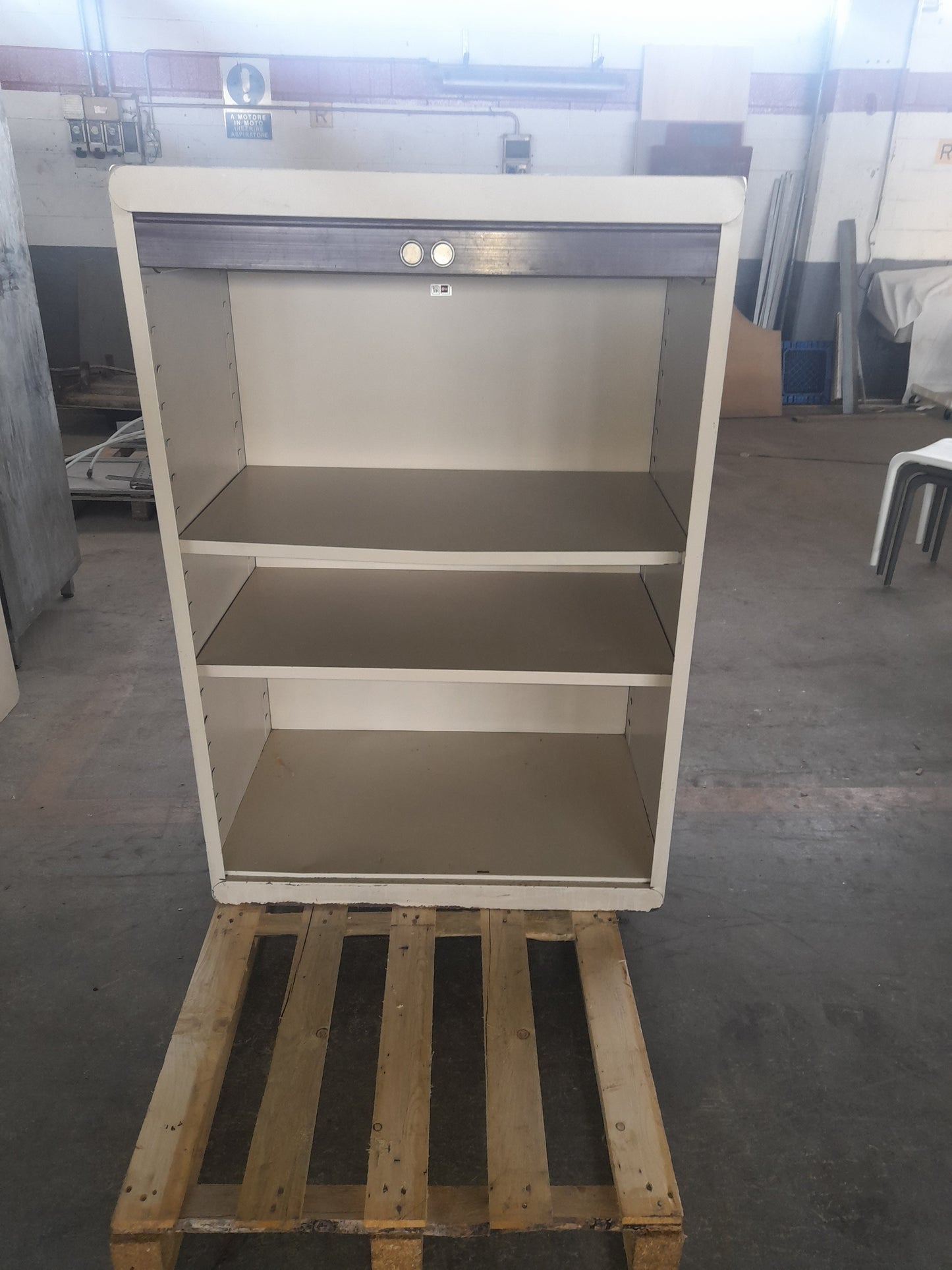 Armadio usato misura L 90 P 60 Alto 132 Attrezzatura da ristorazione usata Sd Service Store