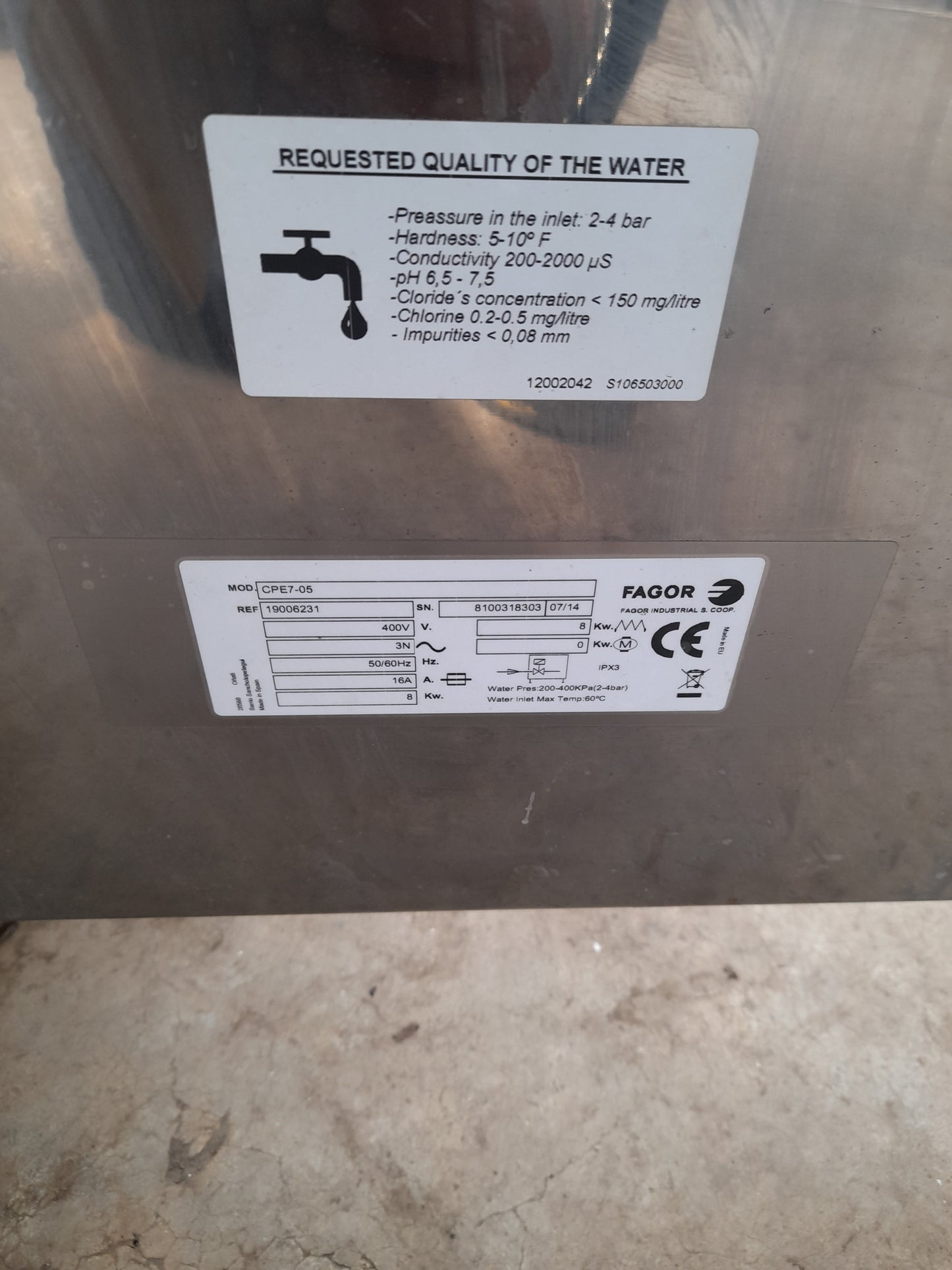 Lavatazzine usata (cesto da 34.5 massimo misura calice 18 cm ) Misure L 40 P50 Alta 58 Attrezzatura da ristorazione usata Sd Service Store