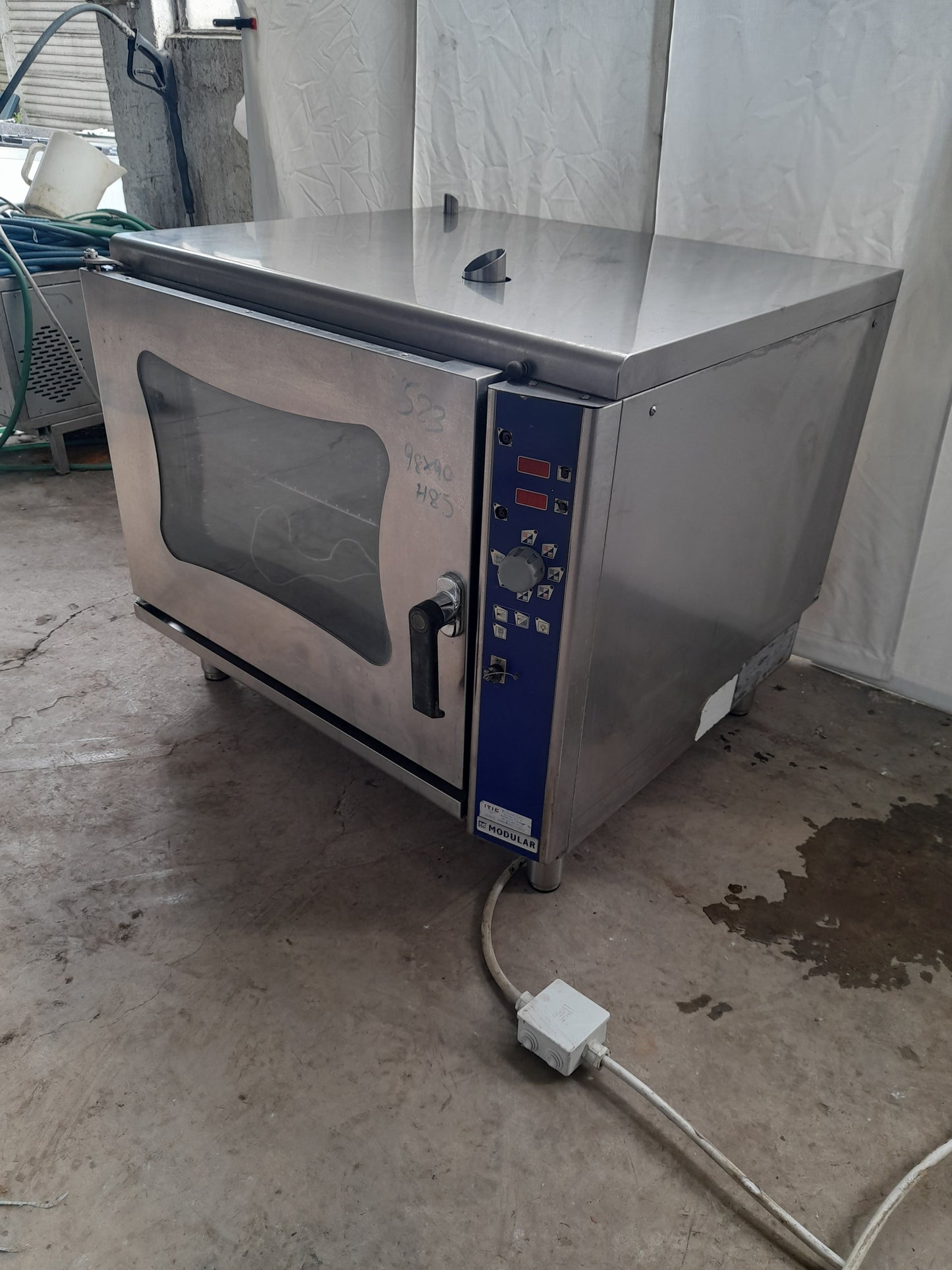 Forno usato Marca Modular 6 teglie gastronorm Elettrico ( convenzione e vapore ) in acciaio aisi 304 misure L 98 P 80 Alto 85 Attrezzatura da ristorazione usata Sd Service Store