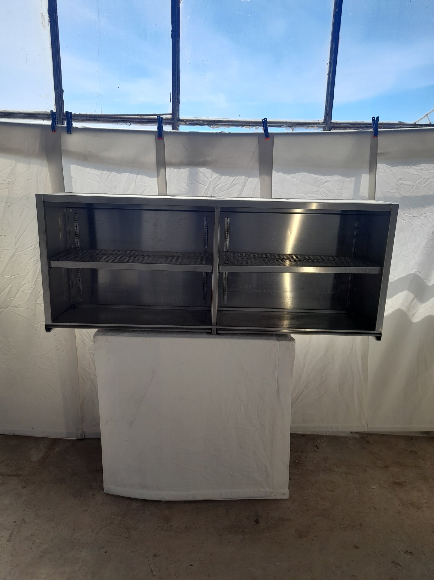 Pensile a muro usato (scolapiatti) in acciaio aisi 304 misure L 160 P 40 Alto 60 Attrezzatura da ristorazione usata Sd Service Store
