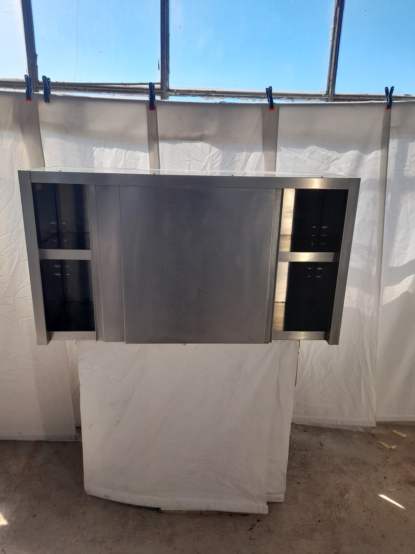 Pensile a muro usato in acciaio aisi 304 misure L 120 P 40 Alto 66 Attrezzatura da ristorazione usata Sd Service Store