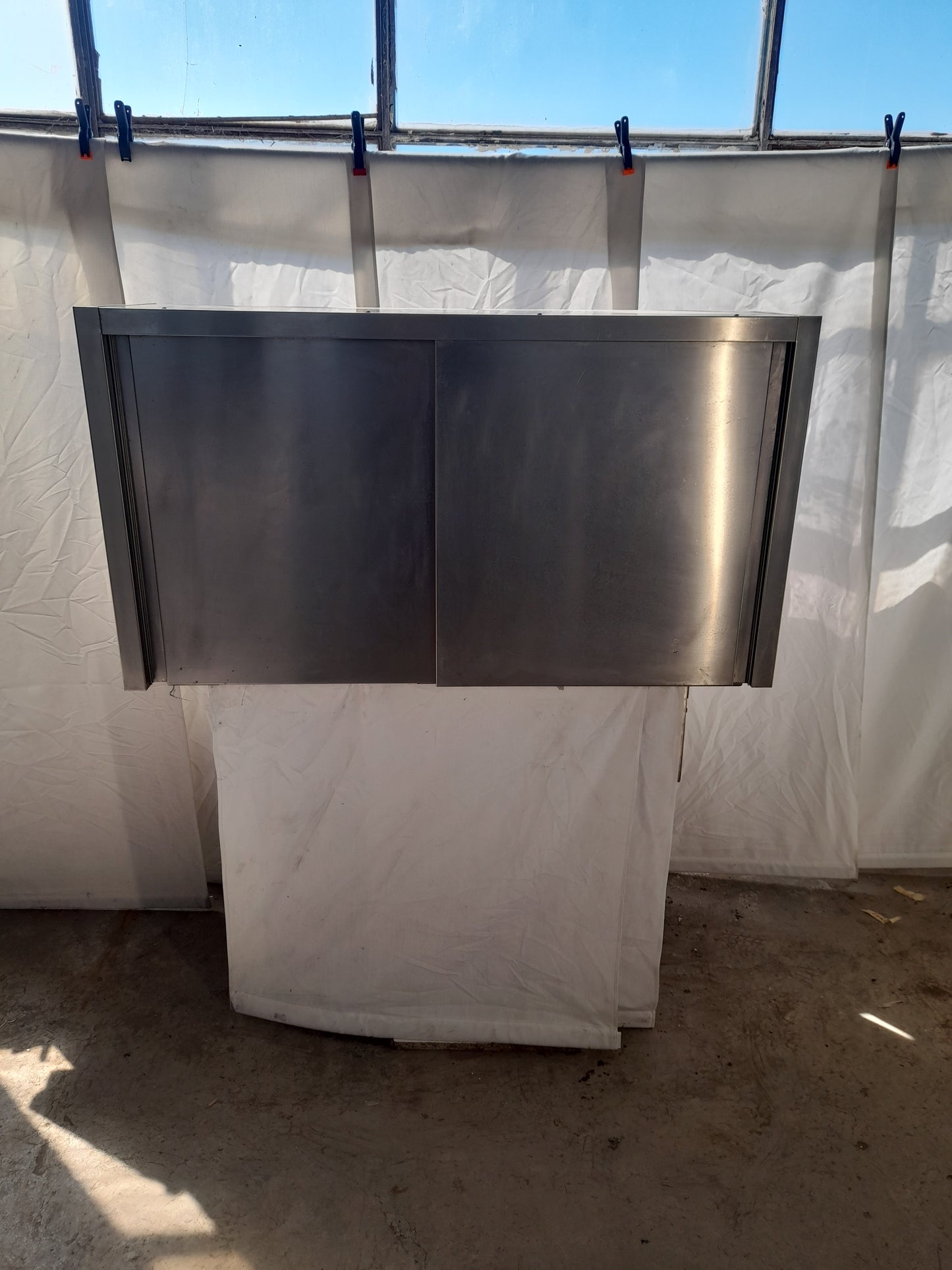 Pensile a muro usato in acciaio aisi 304 misure L 120 P 40 Alto 66 Attrezzatura da ristorazione usata Sd Service Store