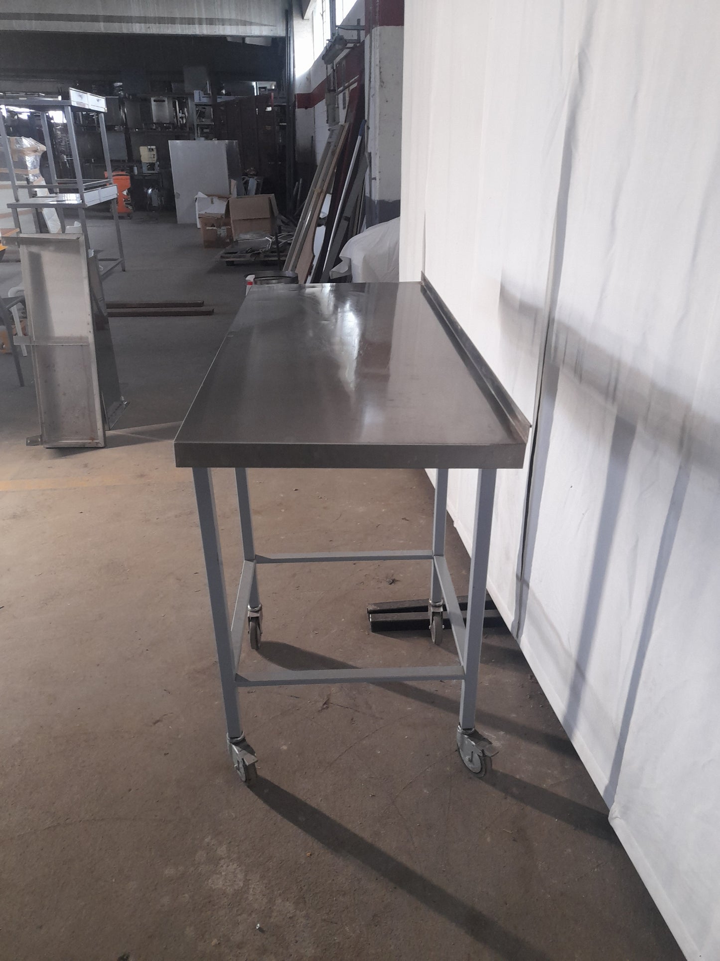 Mensola usata in acciaio inox aisi 304 (con supporti per calici- removibili ) misure L 120 P 50 (copia) Attrezzatura da ristorazione usata Sd Service Store