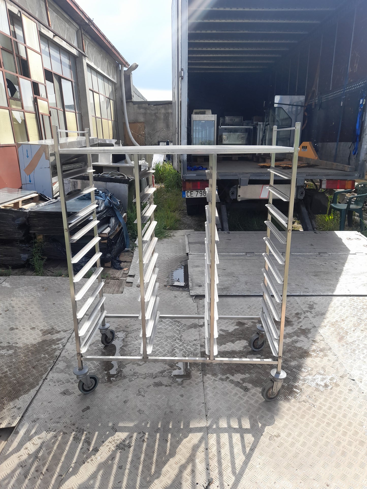 Carrello porta vassoi usato in acciaio inox aisi 304 (35.5x53 cm) misura L 116 p 53 Alto 154 Attrezzatura da ristorazione usata Sd Service Store