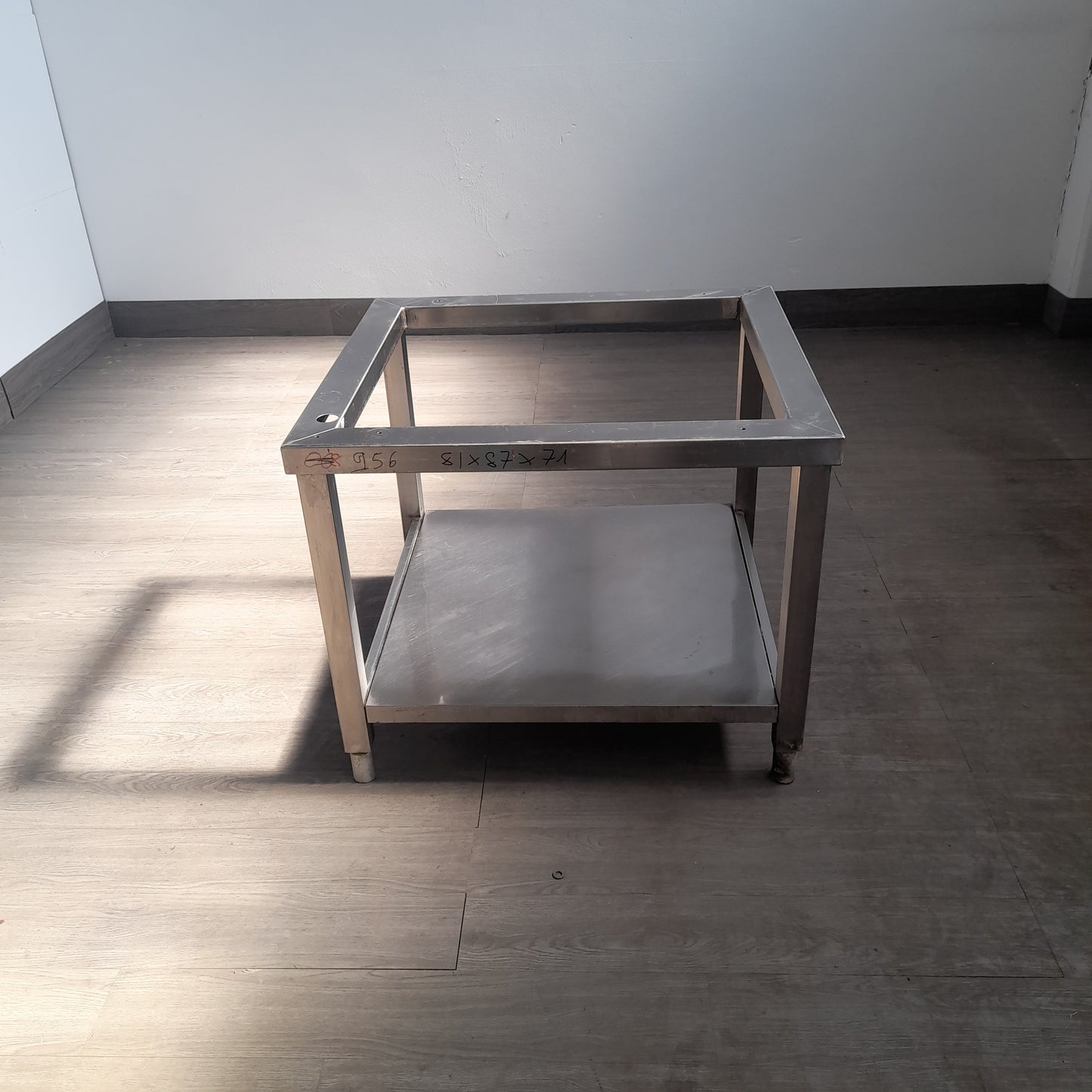 Supporto per forno acciaio aisi 304 usato misure L 81 P 87 Alto 71 Attrezzatura da ristorazione usata Sd Service Store