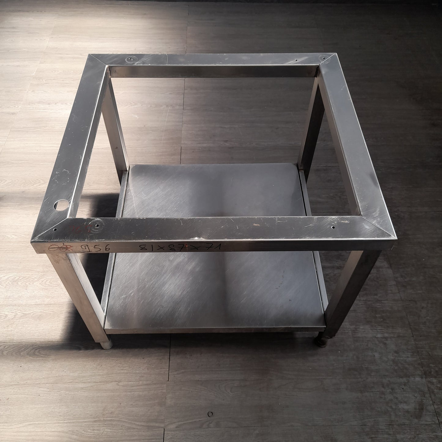 Supporto per forno acciaio aisi 304 usato misure L 81 P 87 Alto 71 Attrezzatura da ristorazione usata Sd Service Store