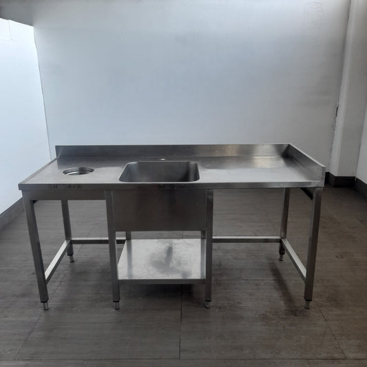 Lavandino usato 1 vasca ,spazio lavasttoviglie e foro sbarazzo ( vasca 50x50x30)  misure L 180 P 70 Alto 85 Attrezzatura da ristorazione usata Sd Service Store