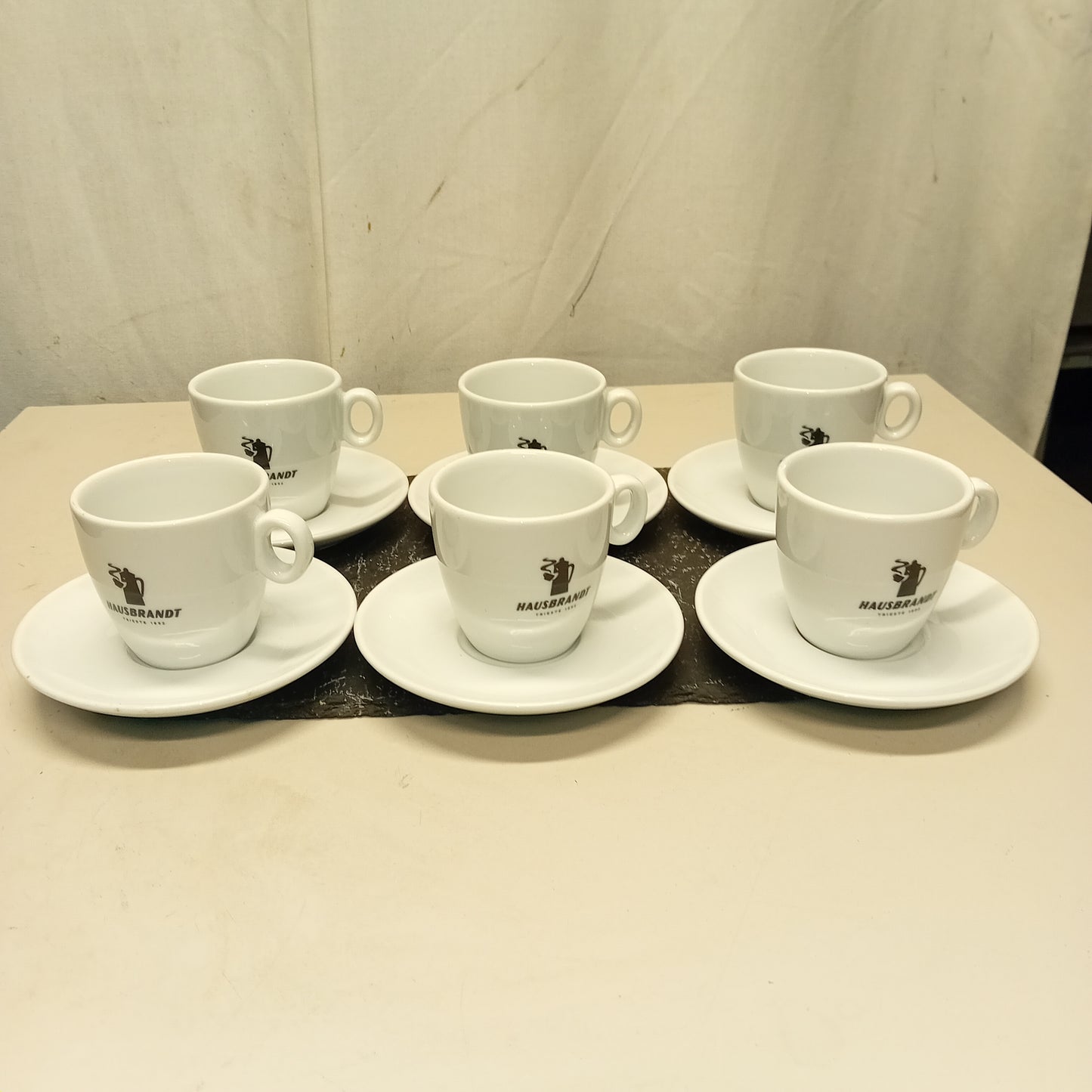 Set da 6 tazze da cappuccino , con piattino, marca Caffè Hausbrandt,usate per la risorazione Attrezzatura da ristorazione usata Sd Service Store