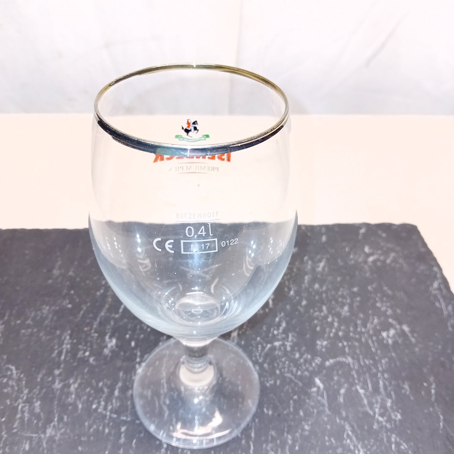 Bicchiere in vetro da 0.4l. marca Isenbeck Premium Pils,usato per la risorazione Attrezzatura da ristorazione usata Sd Service Store