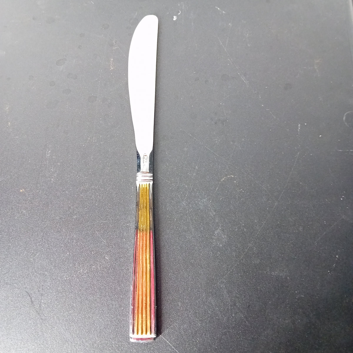 Coltelli in acciaio inox con bordatura dorata sul manico — usati Attrezzatura da ristorazione usata Sd Service Store