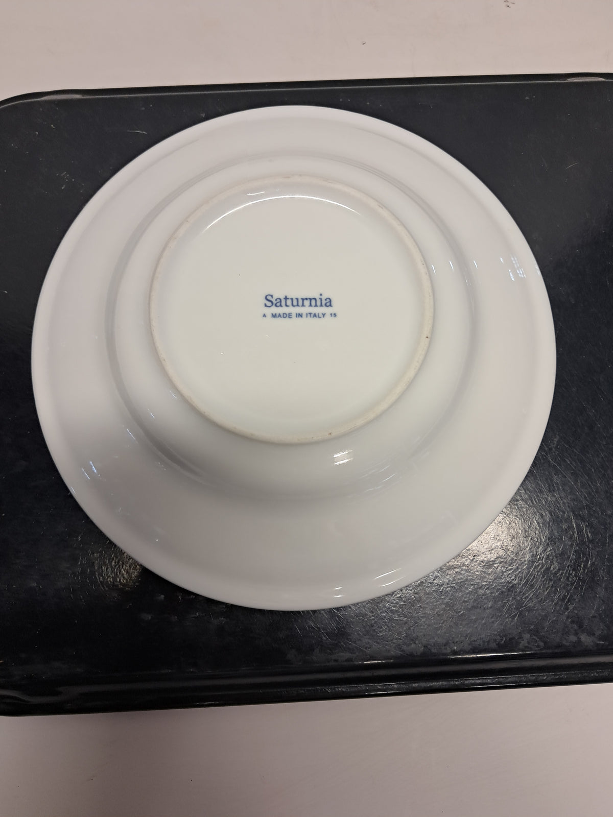 Piatto fondo in porcellana, diametro 23,5 cm, marca Saturnia, usato per la ristorazione