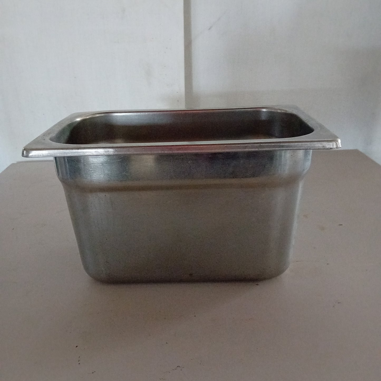 Contenitore gastronorm usato 26x16cm altezza 15cm Attrezzatura da ristorazione usata Sd Service Store