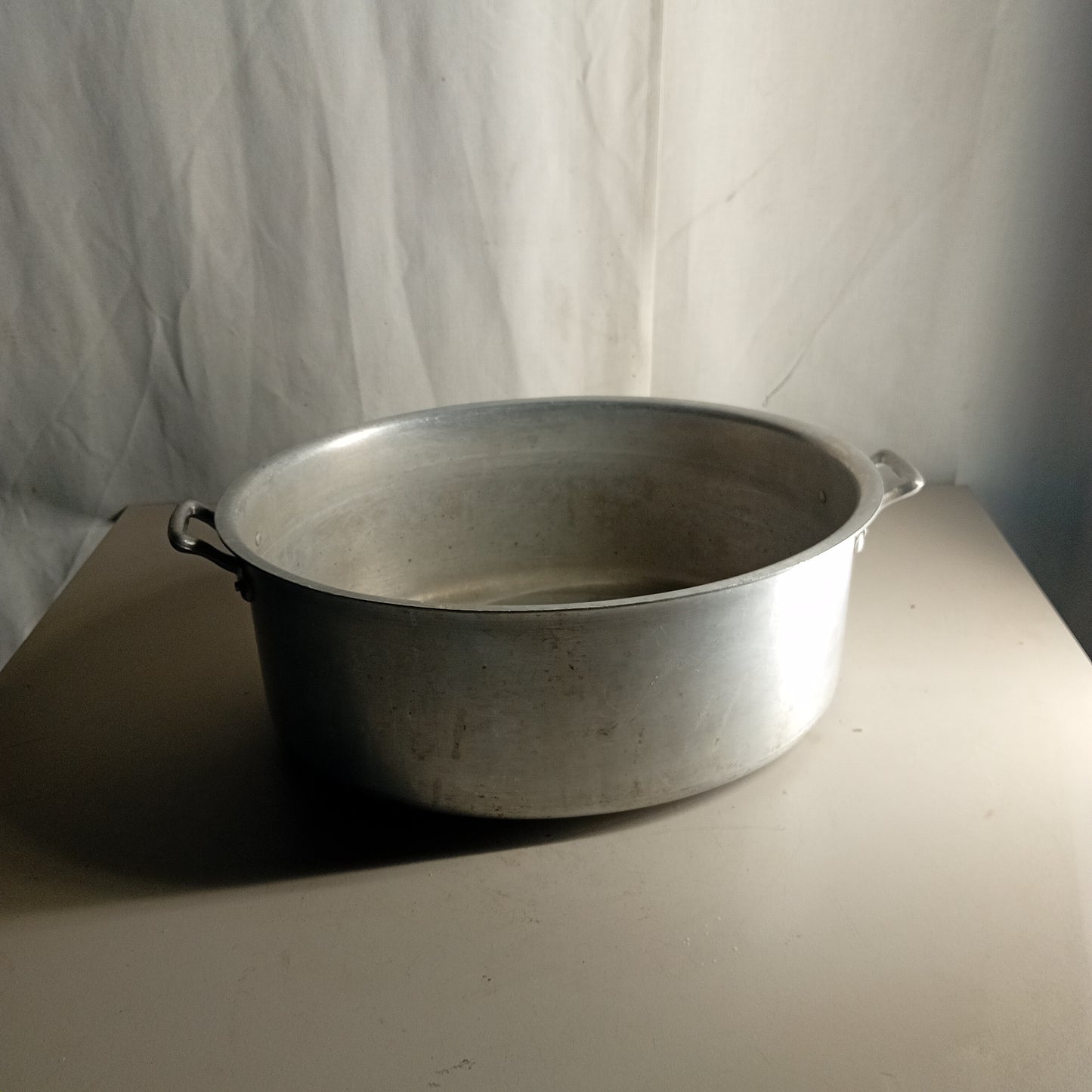 Pentola in alluminio con manici, Ø 36 cm; H 14 cm, usata per la ristorazione Attrezzatura da ristorazione usata Sd Service Store