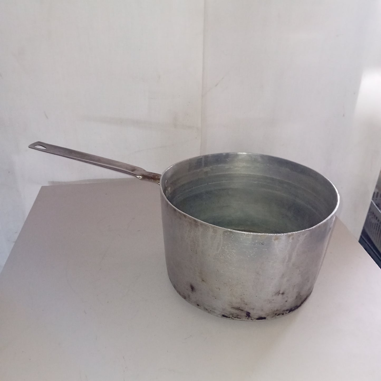 Pentola in alluminio usata con manico, diametro 30cm altezza 18cm Attrezzatura da ristorazione usata Sd Service Store