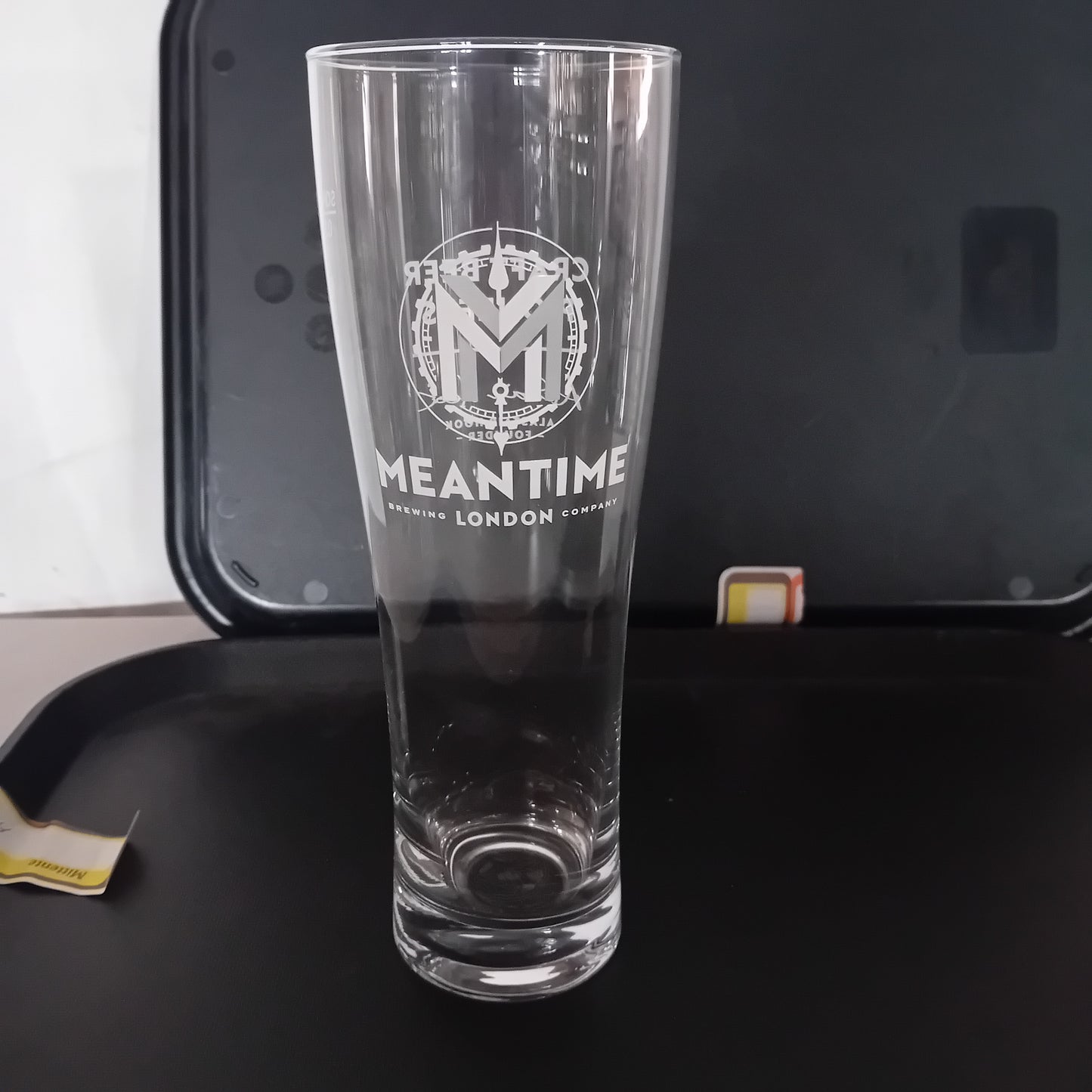 Bicchieri in vetro da birra usati, 0 5l., marca Meantime London, 1 set da 6 pezzi Attrezzatura da ristorazione usata Sd Service Store
