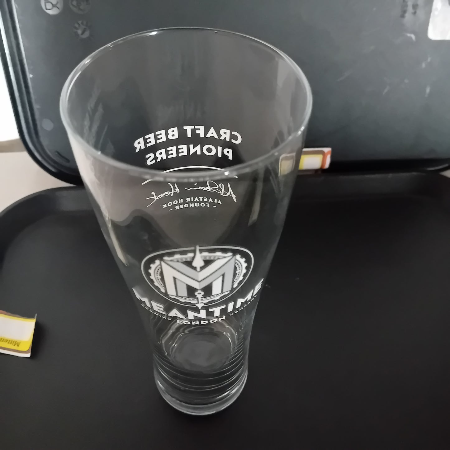 Bicchieri in vetro da birra usati, 0 5l., marca Meantime London, 1 set da 6 pezzi Attrezzatura da ristorazione usata Sd Service Store