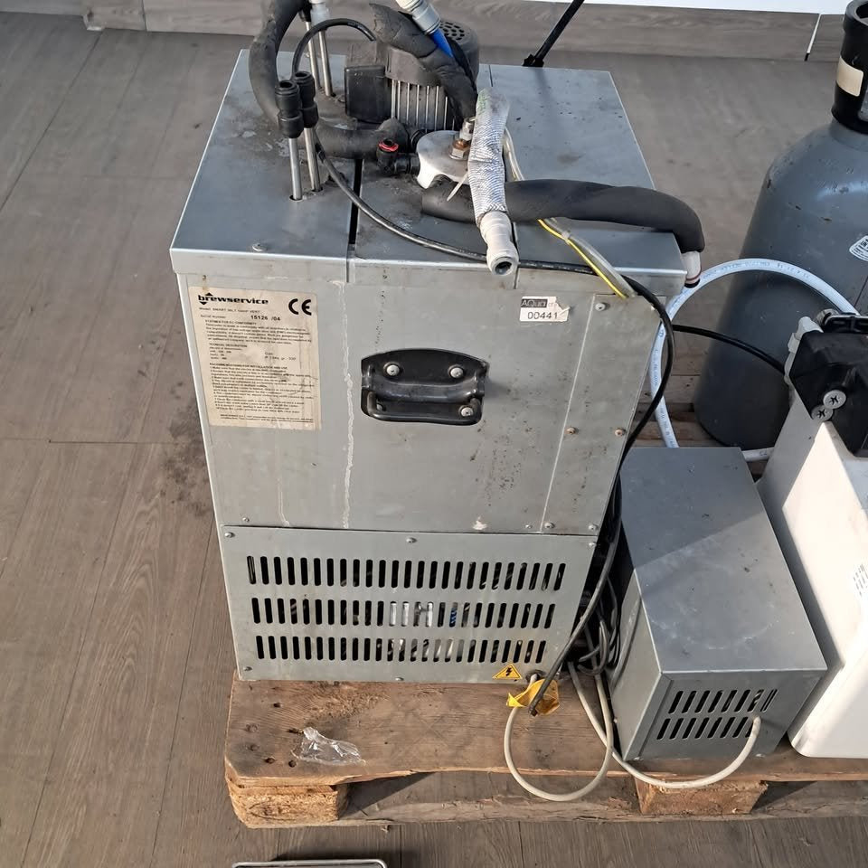 Spillatore acqua refrigerato con erogatori e depuratore,usato per ristorazione Attrezzatura da ristorazione usata Sd Service Store