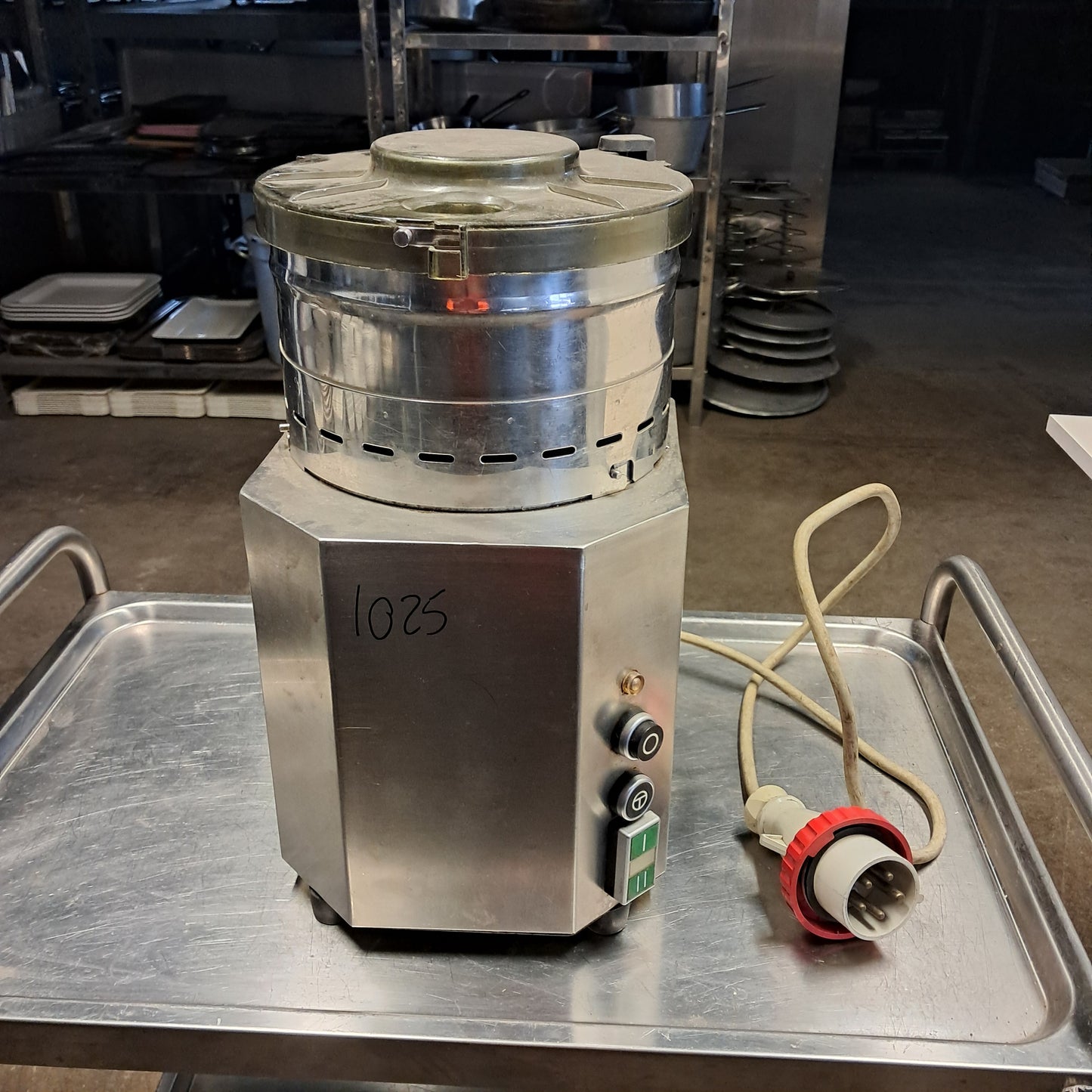 Cutter tritatutto 4 kg ; 380 v, usato per ristorazione Attrezzatura da ristorazione usata Sd Service Store