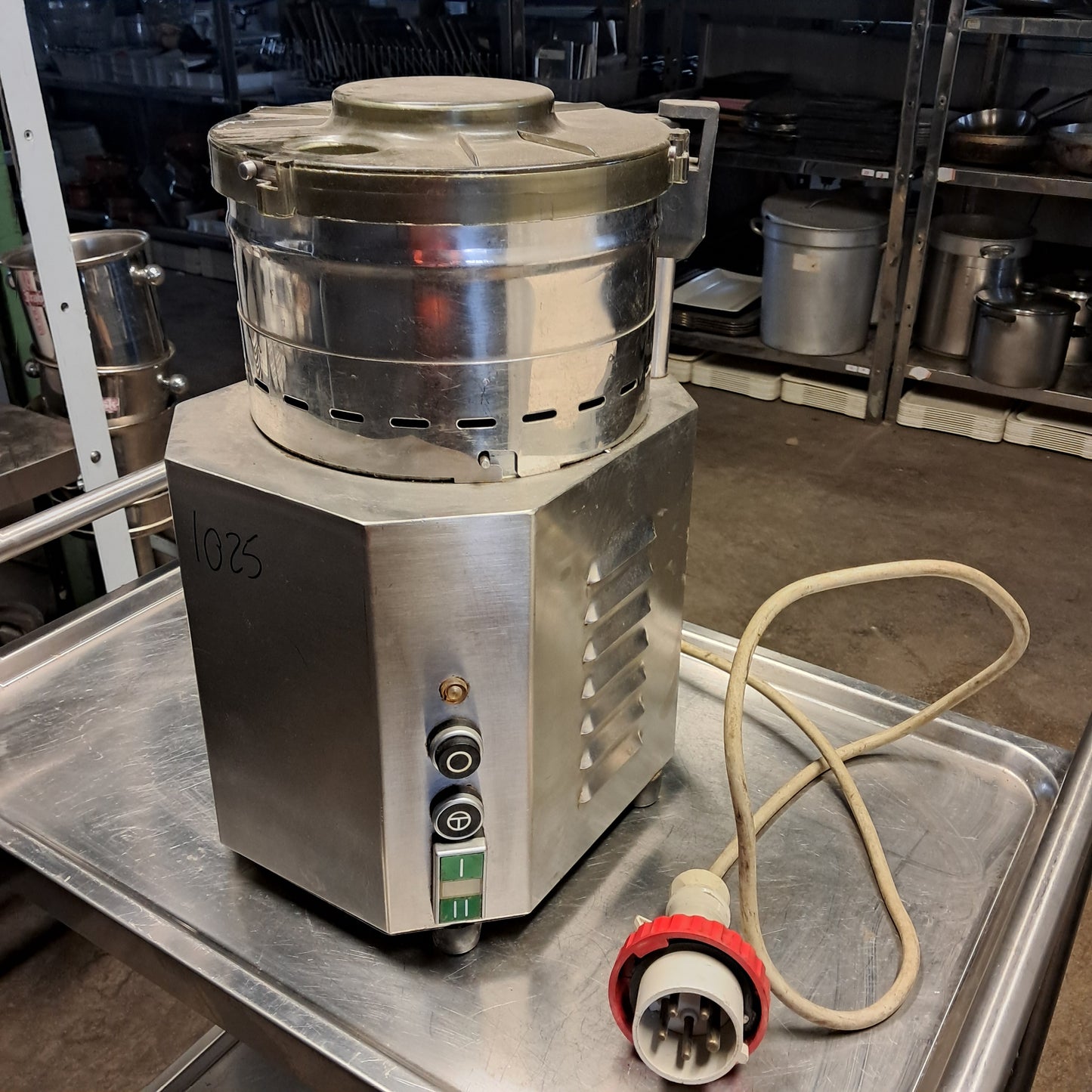 Cutter tritatutto 4 kg ; 380 v, usato per ristorazione Attrezzatura da ristorazione usata Sd Service Store
